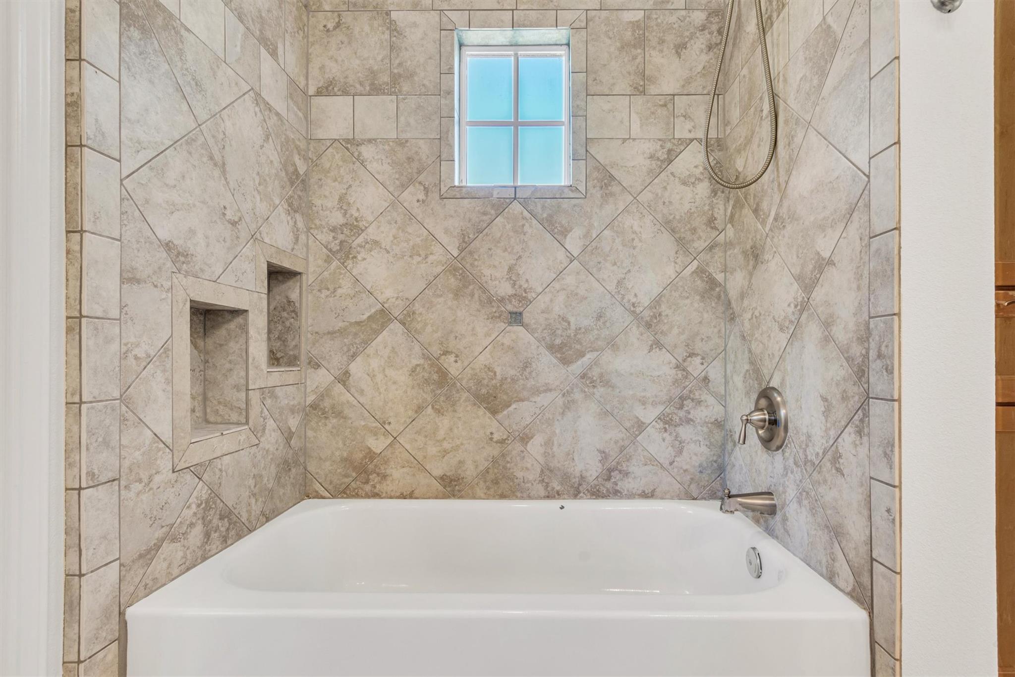 1806 Eubank St, Georgetown, TX 78626