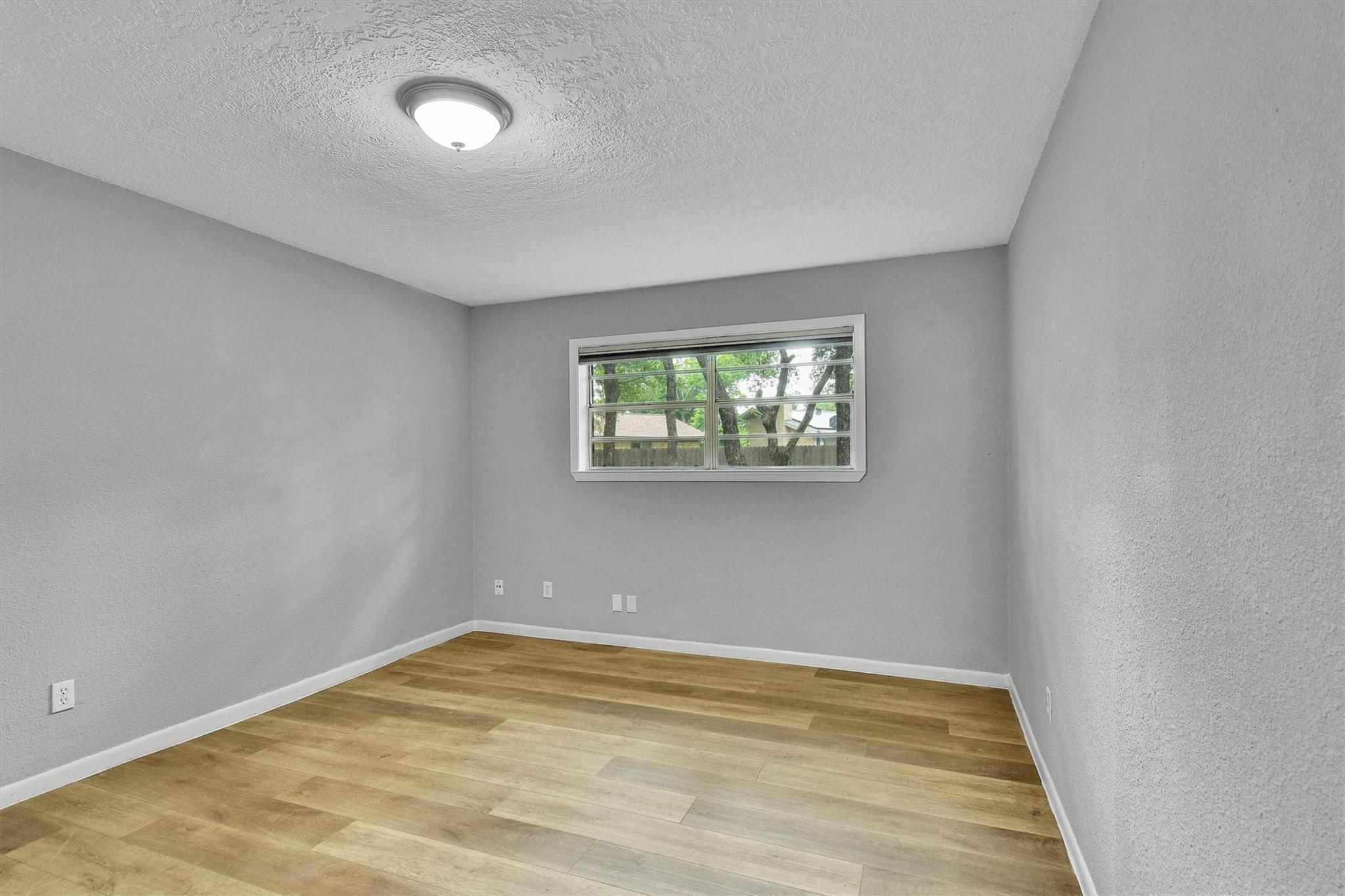 605 Quail Creek Dr, Round Rock, TX 78664