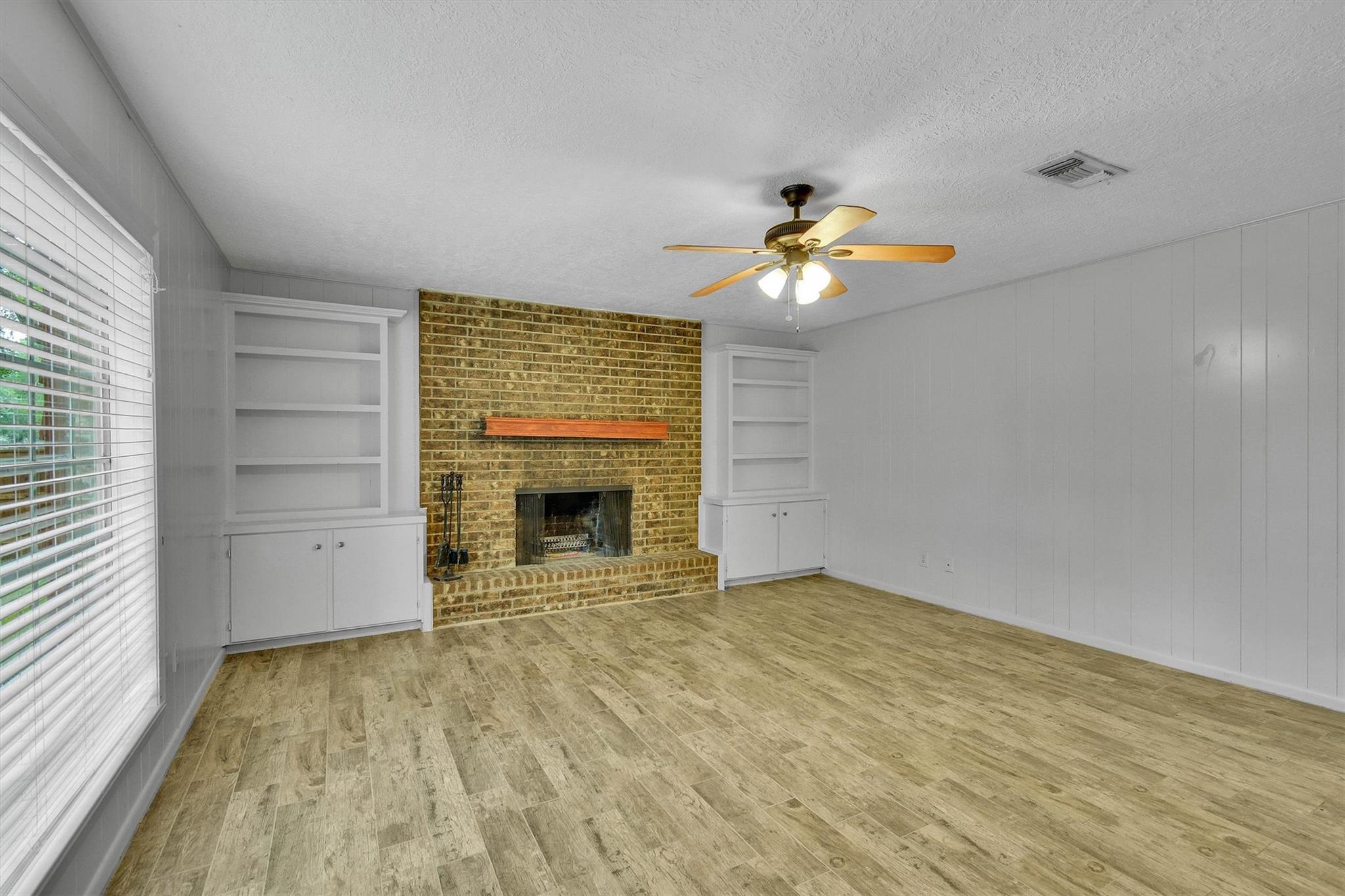 605 Quail Creek Dr, Round Rock, TX 78664