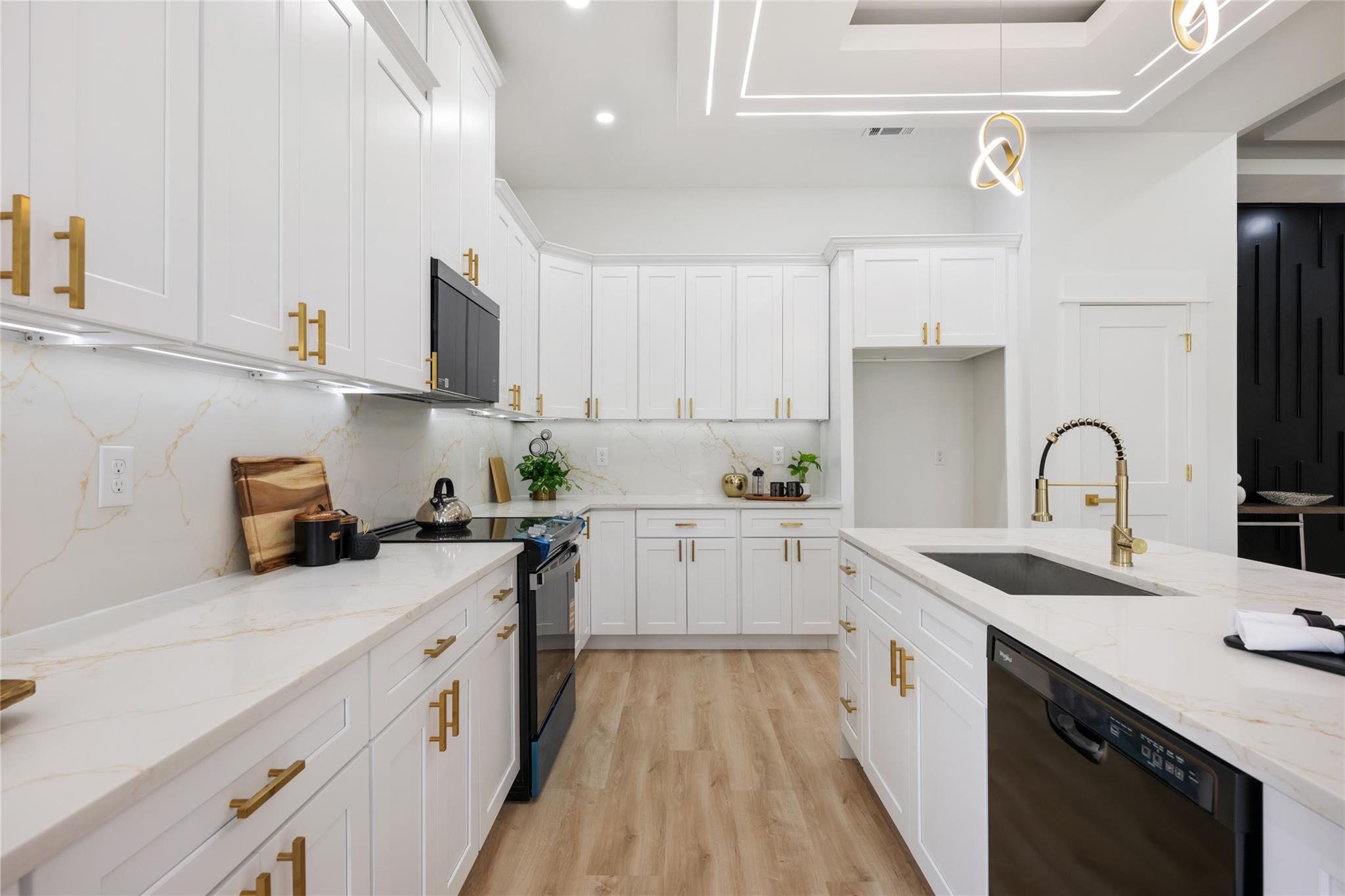 318 Nene Ln, Bastrop, TX 78602