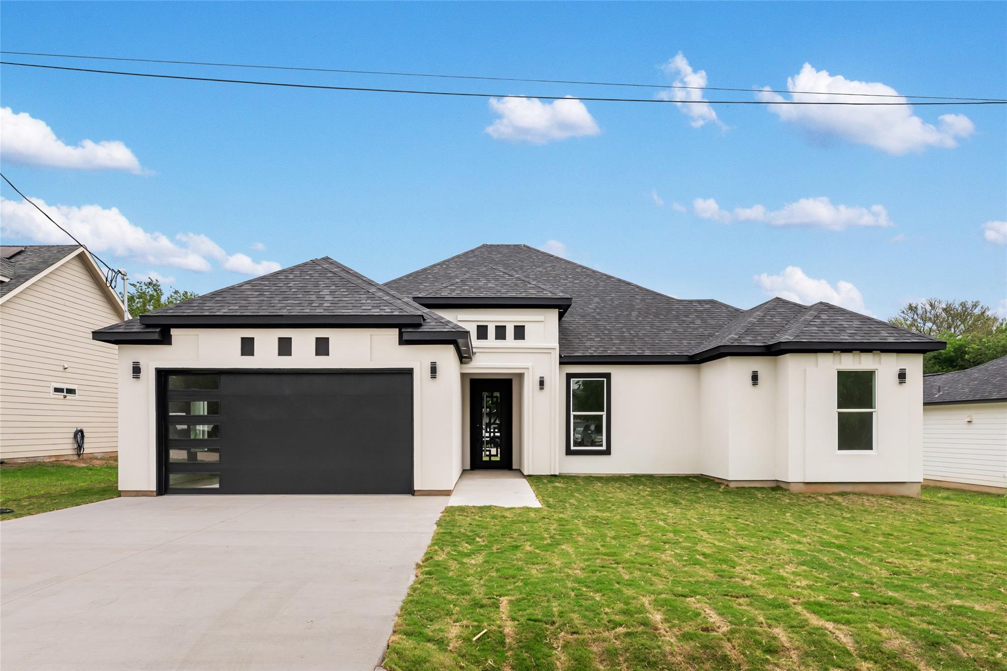 318 Nene Ln, Bastrop, TX 78602