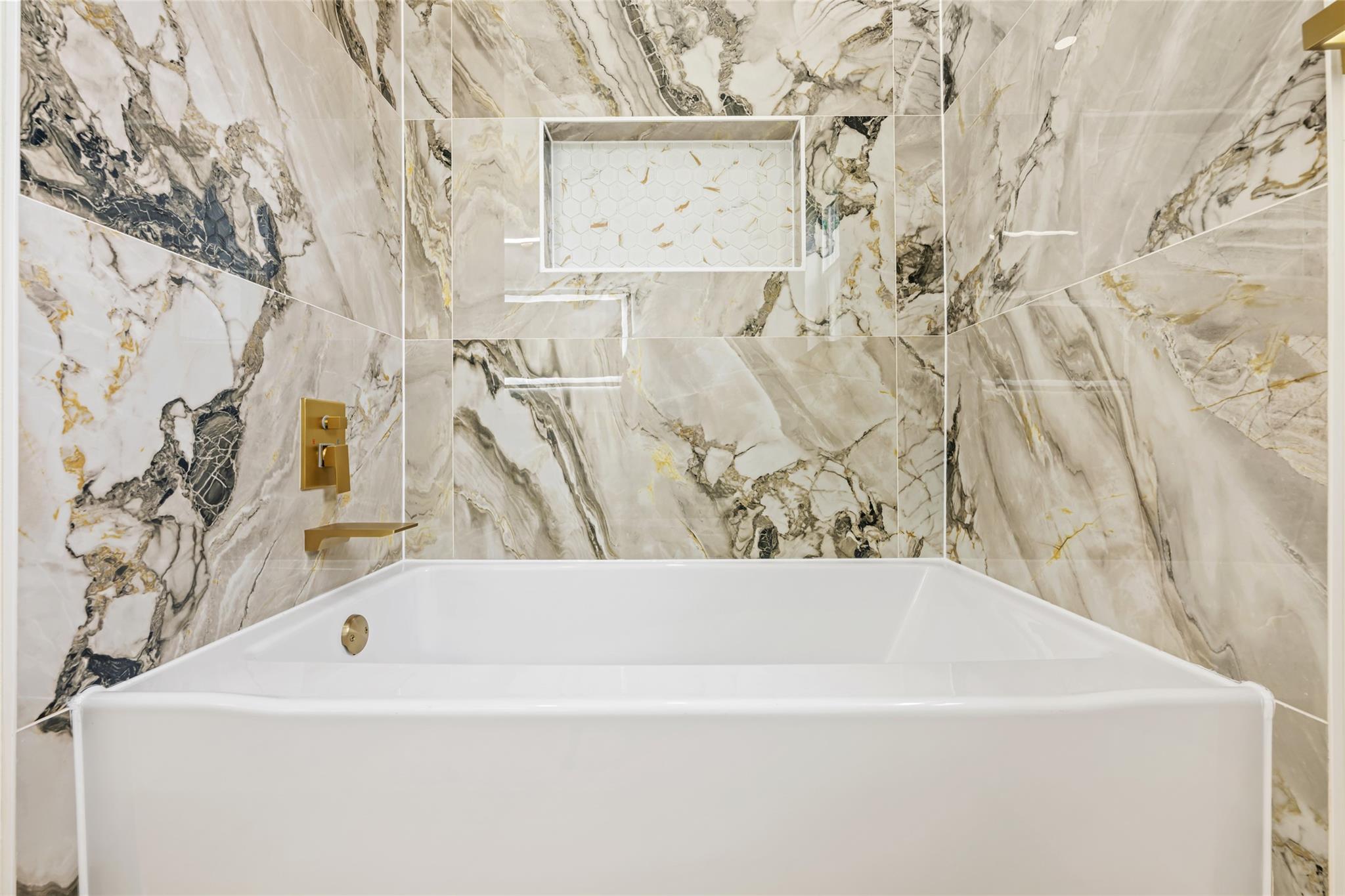 318 Nene Ln, Bastrop, TX 78602