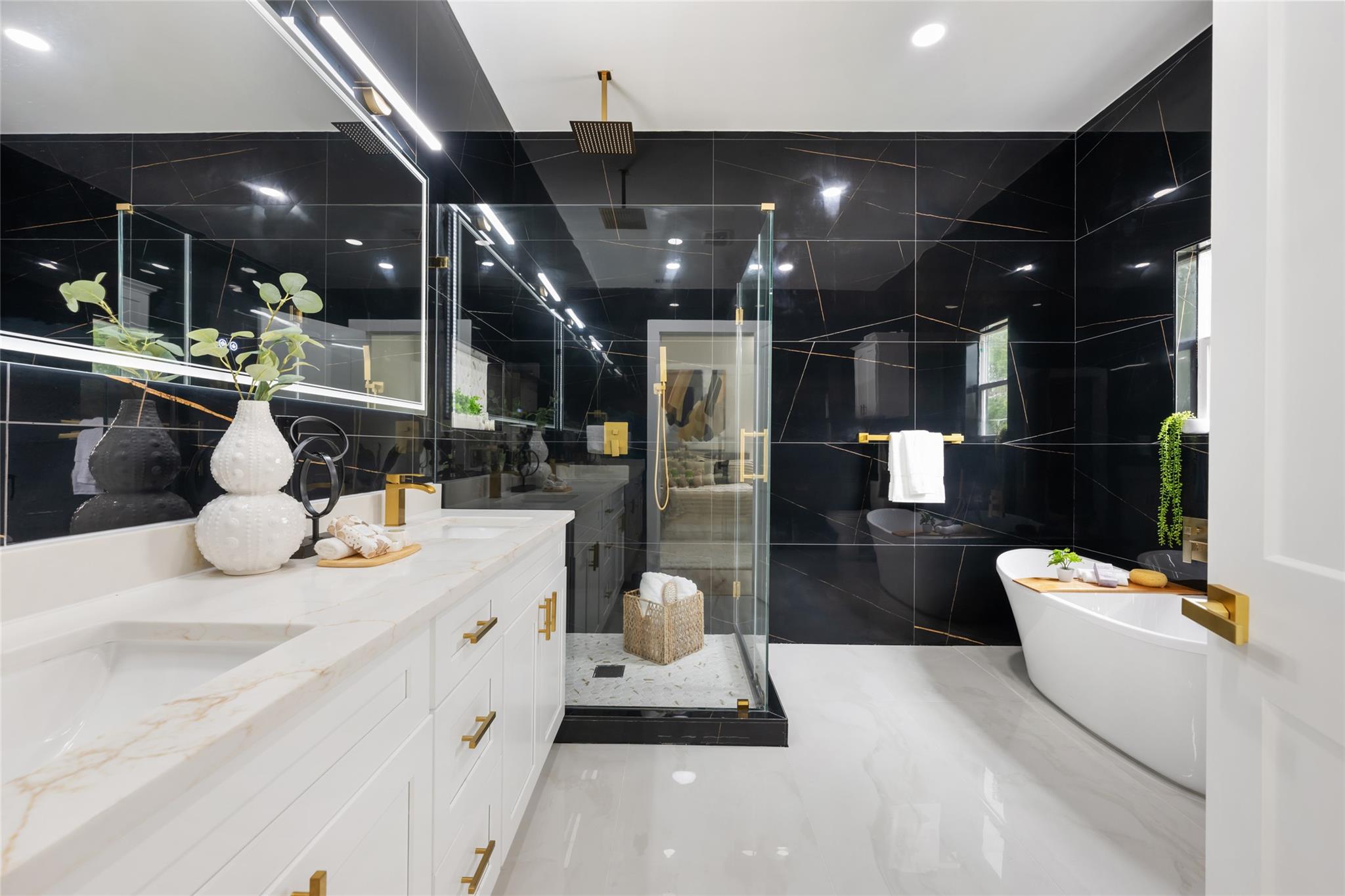 318 Nene Ln, Bastrop, TX 78602