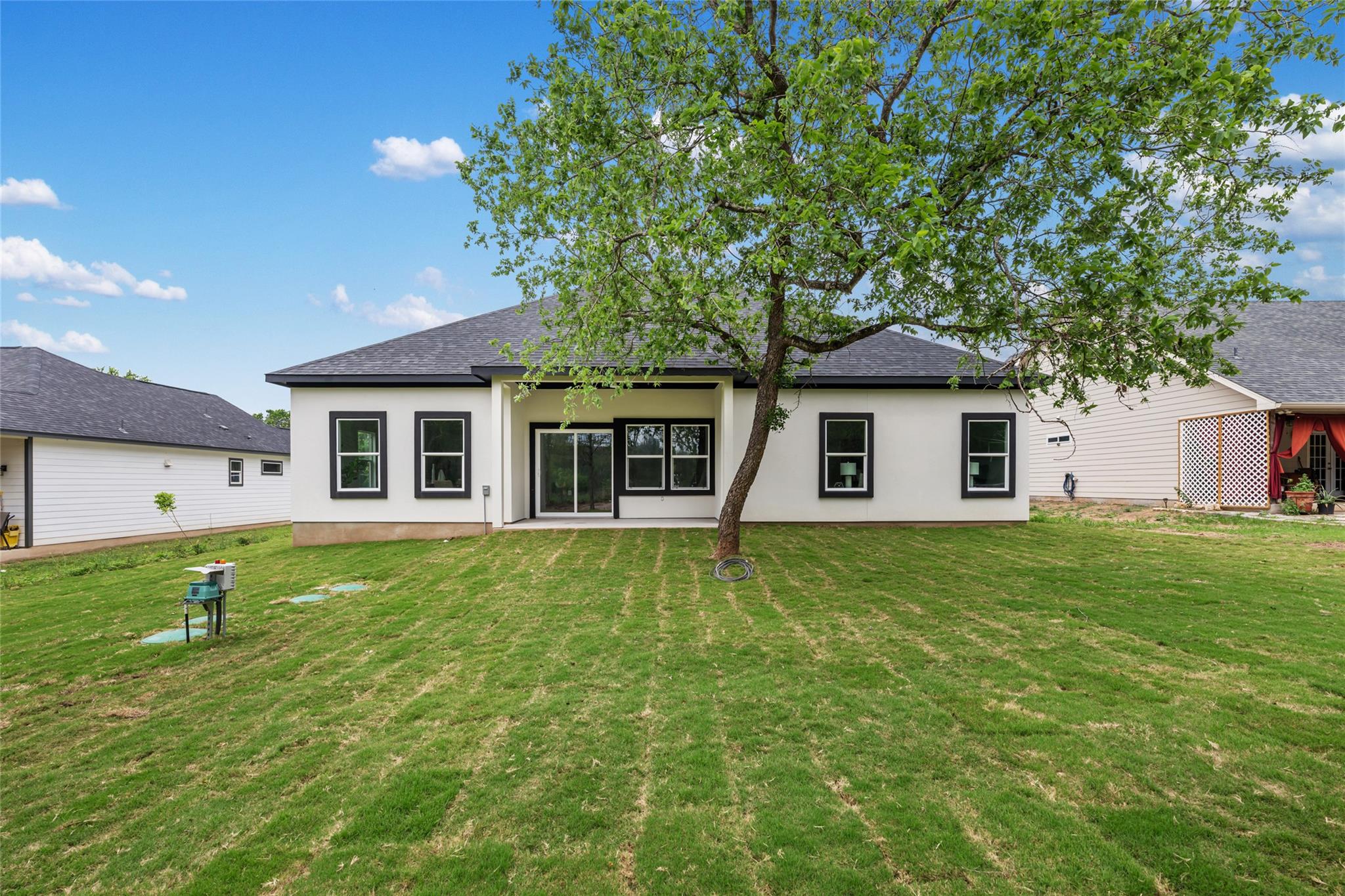 318 Nene Ln, Bastrop, TX 78602