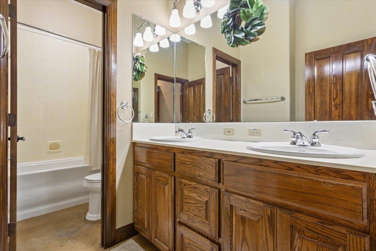 110 County Road 261, Georgetown, TX 78633