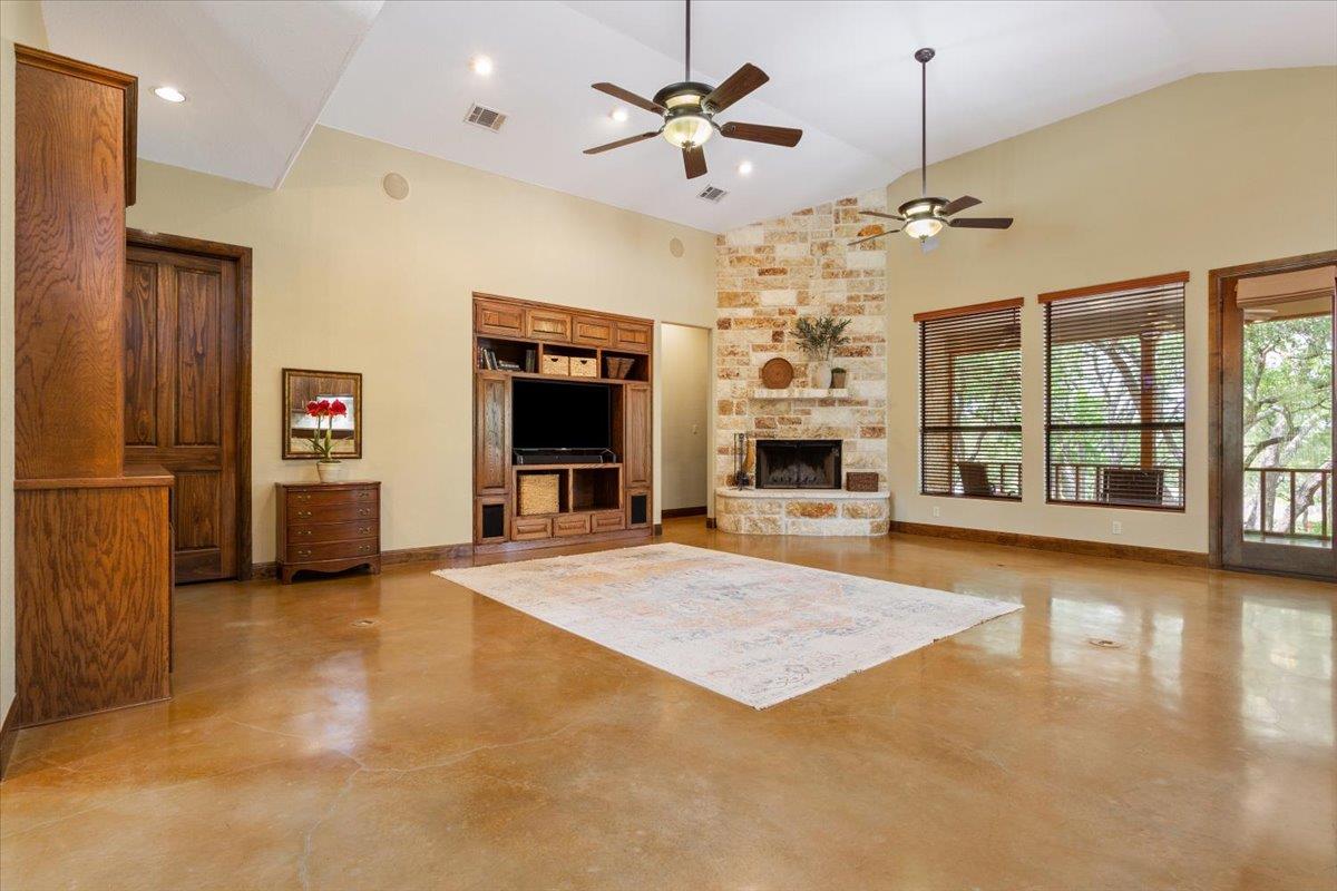 110 County Road 261, Georgetown, TX 78633