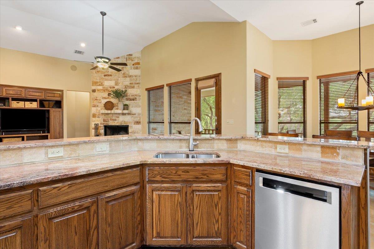 110 County Road 261, Georgetown, TX 78633