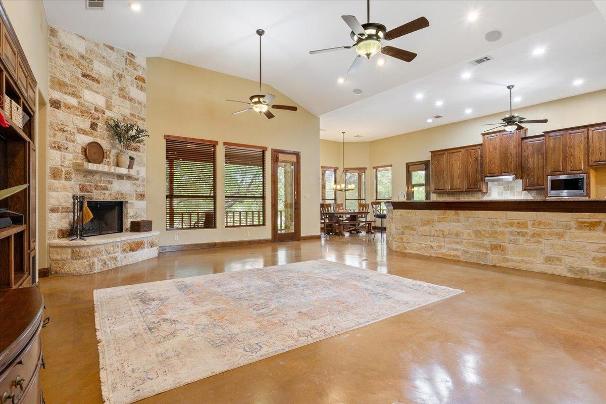 110 County Road 261, Georgetown, TX 78633