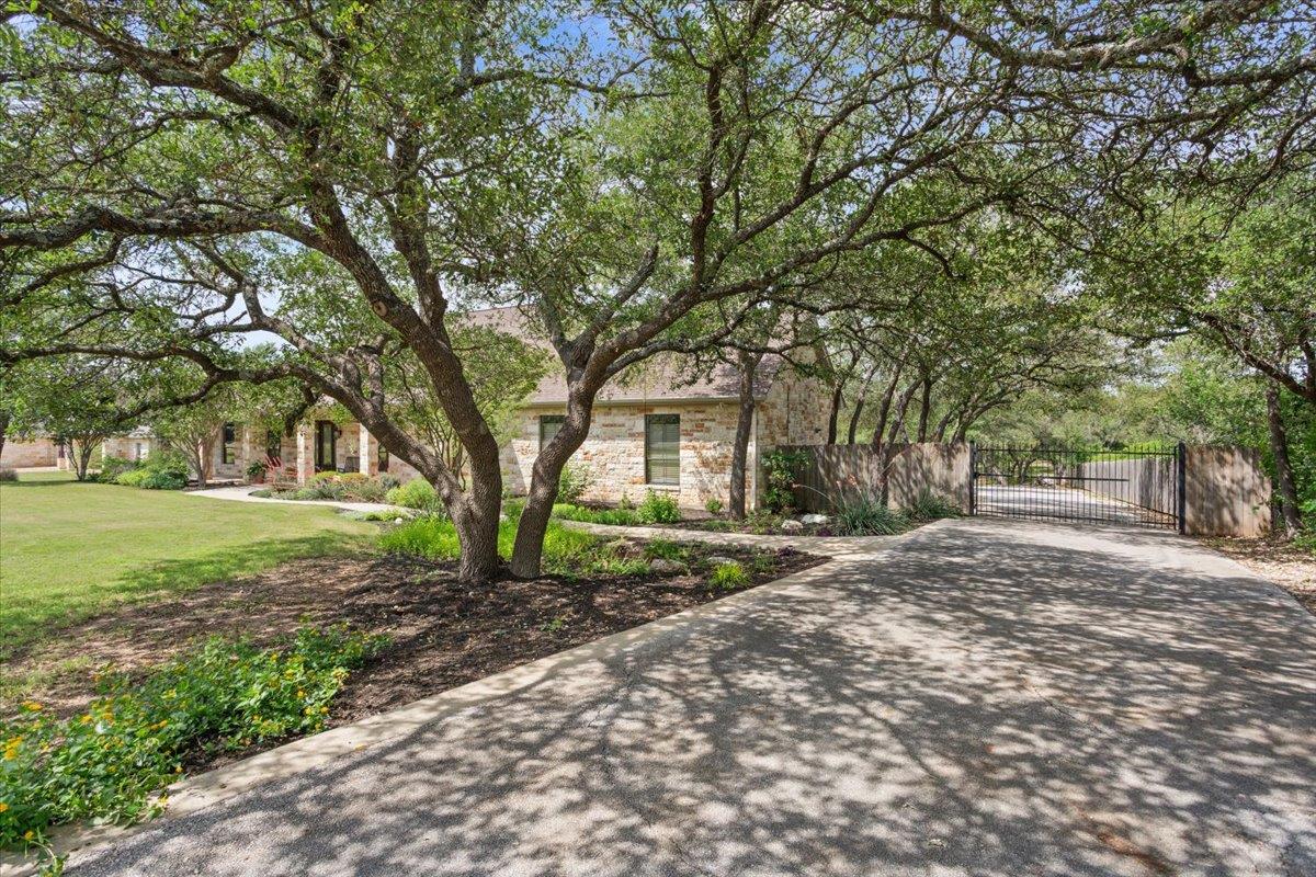 110 County Road 261, Georgetown, TX 78633
