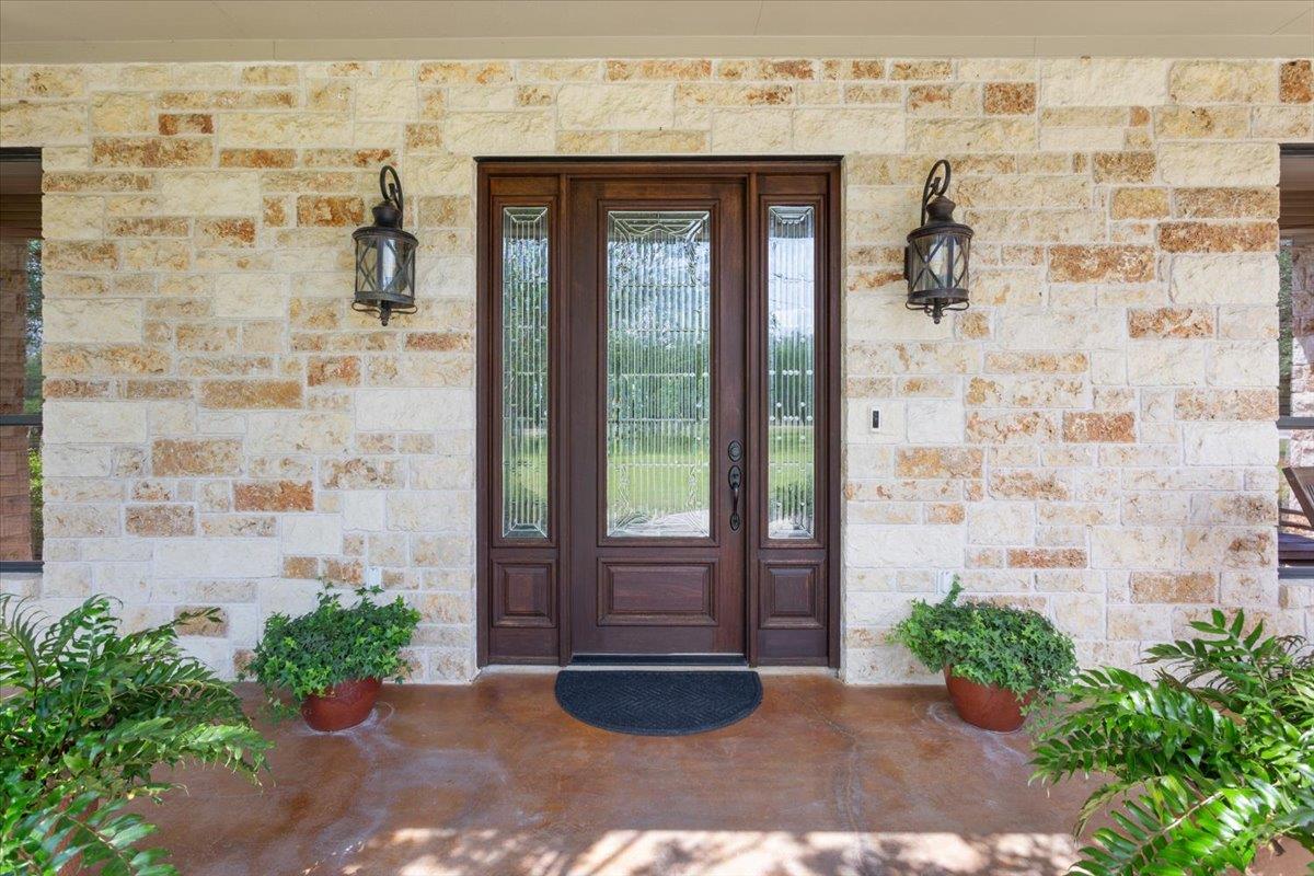 110 County Road 261, Georgetown, TX 78633