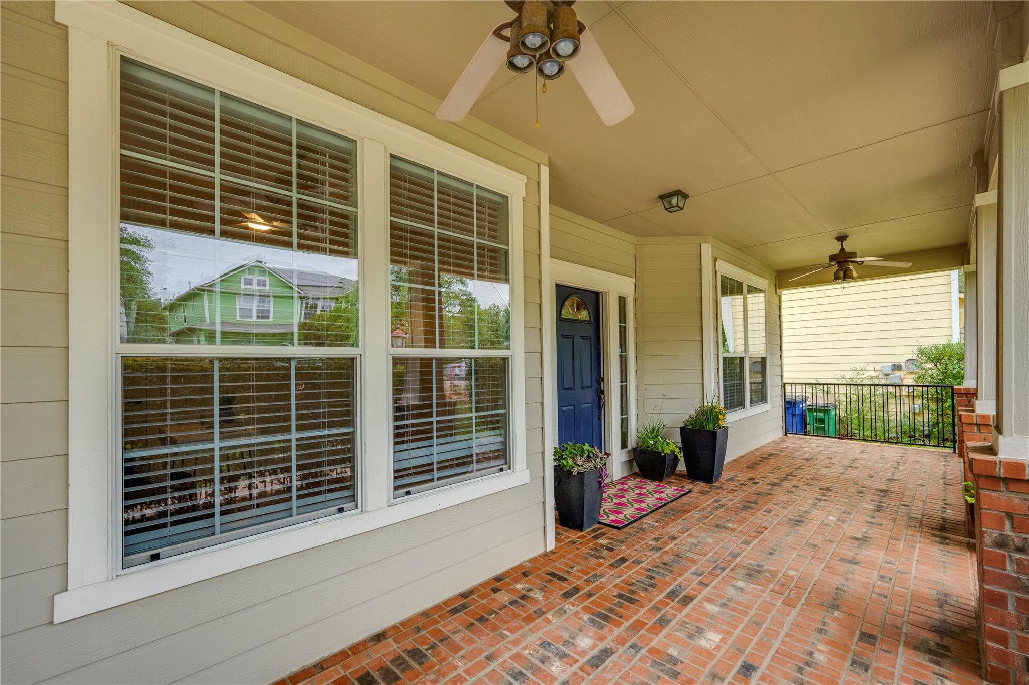 6421 Carrington Dr, Austin, TX 78749