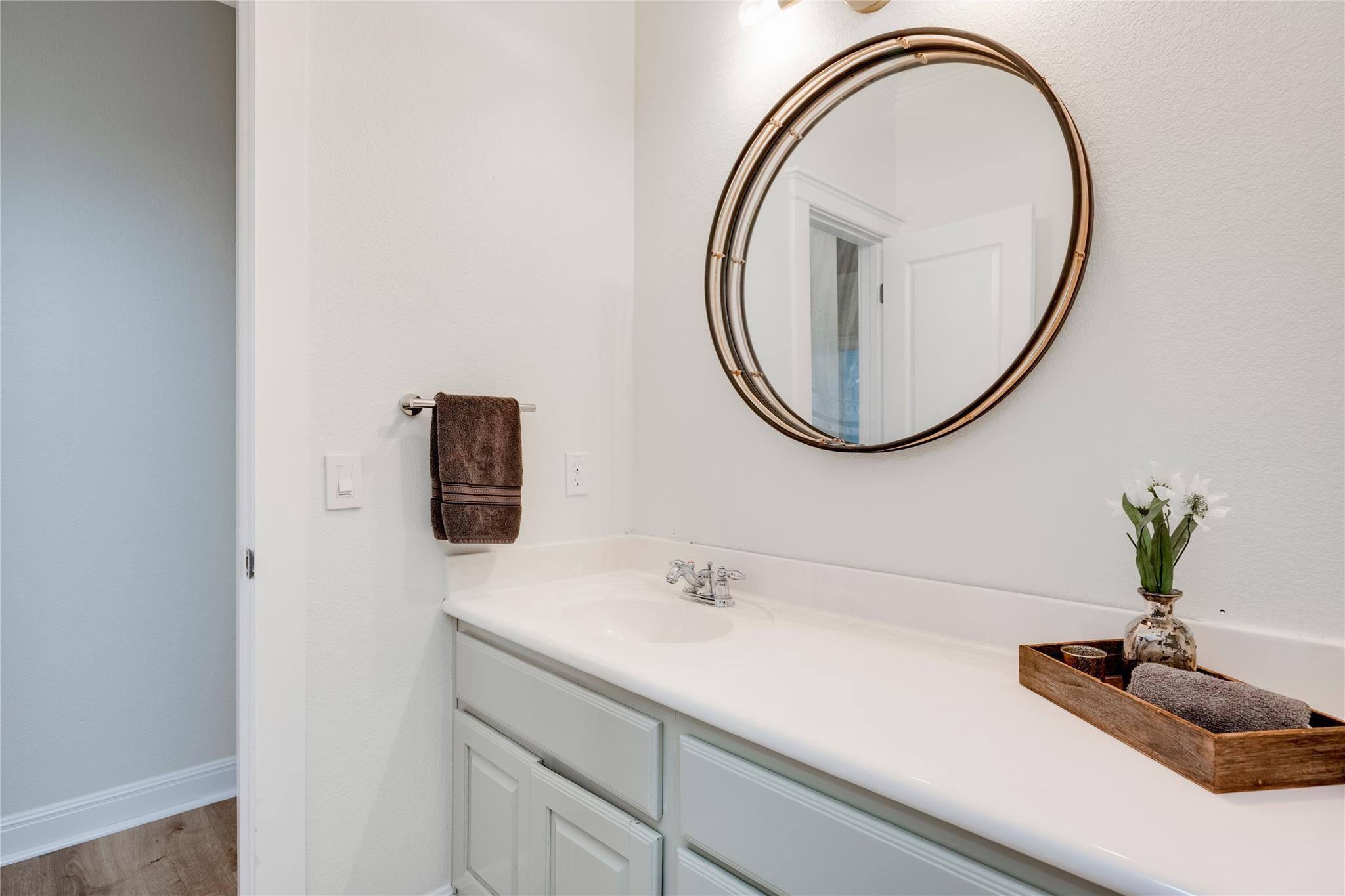 6421 Carrington Dr, Austin, TX 78749