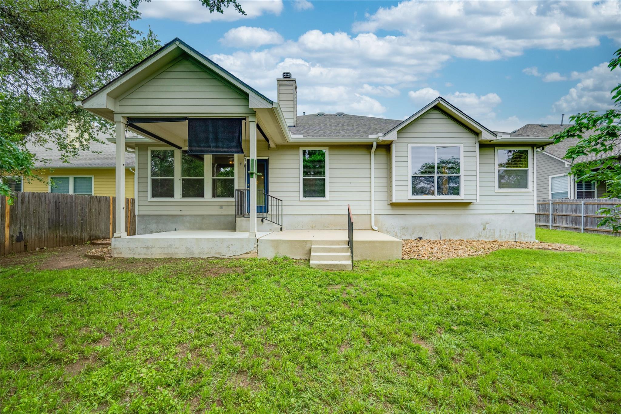 6421 Carrington Dr, Austin, TX 78749