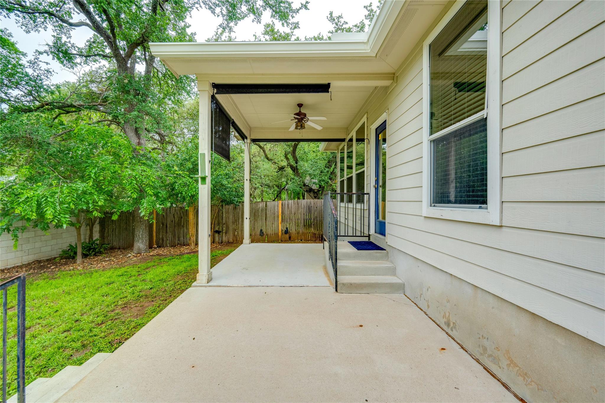 6421 Carrington Dr, Austin, TX 78749