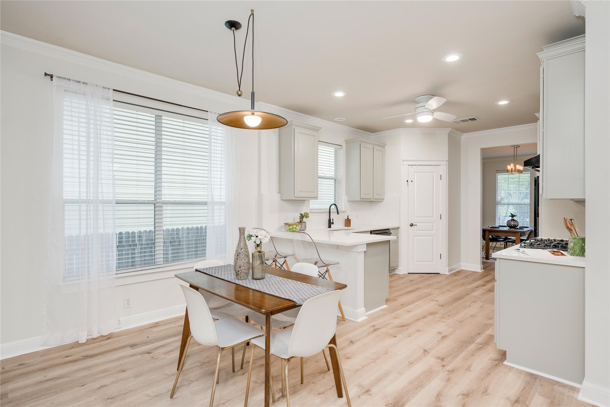 6421 Carrington Dr, Austin, TX 78749