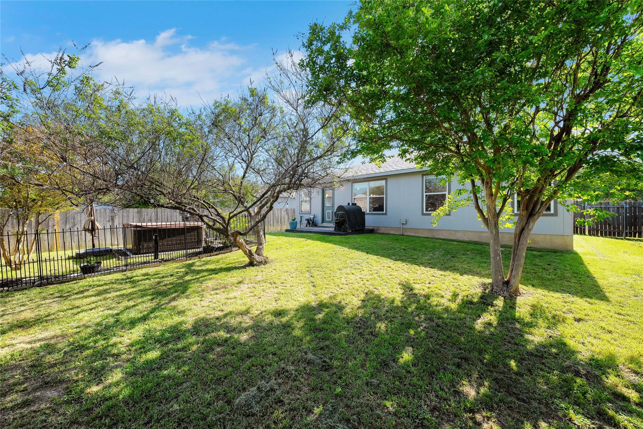 804 Pampas Ricas Dr, Leander, TX 78641