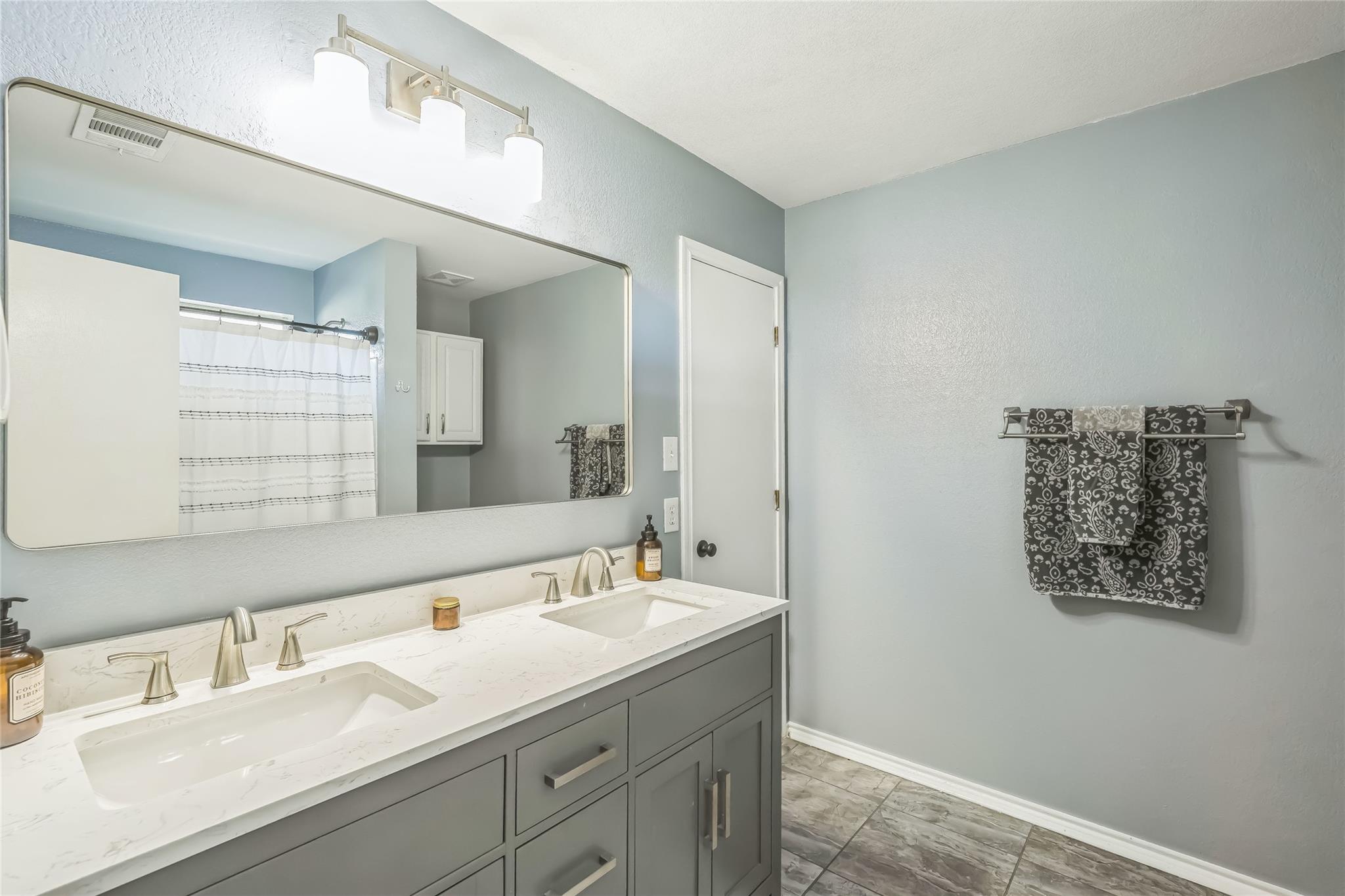 804 Pampas Ricas Dr, Leander, TX 78641