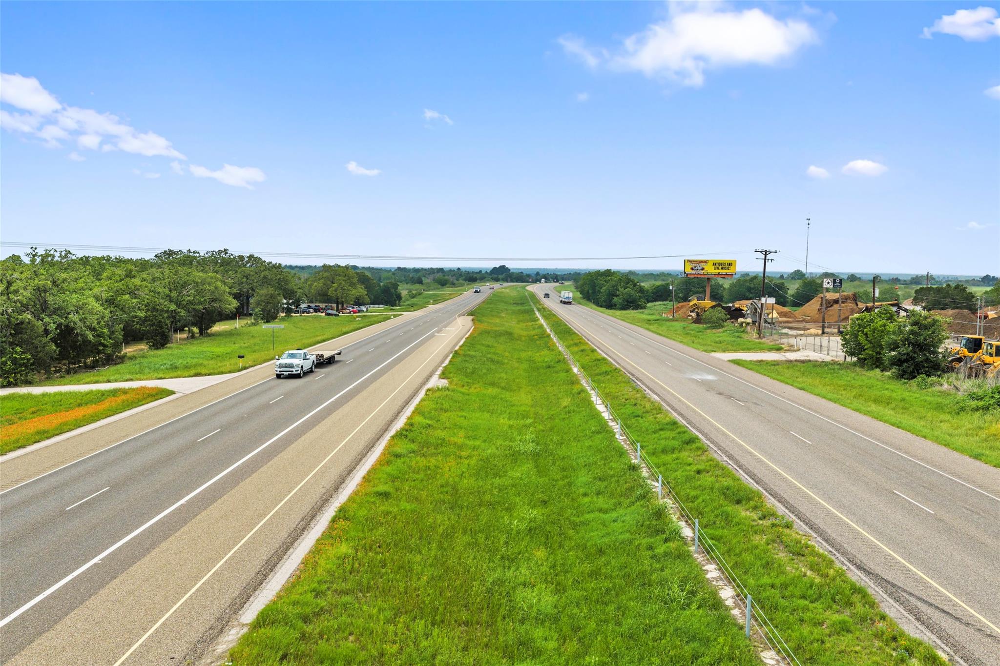 1389 Highway 290 E, Elgin, TX 78621