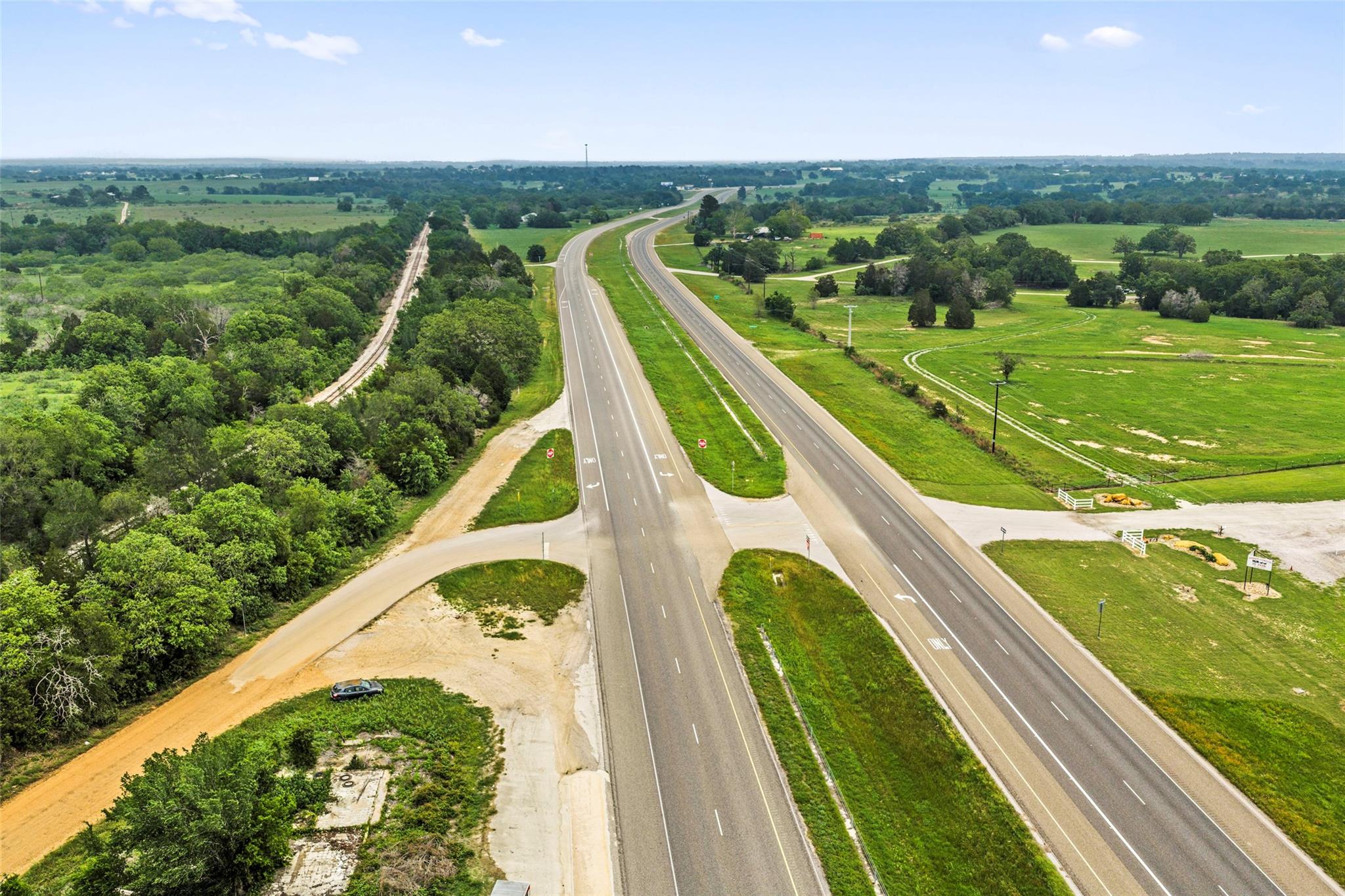 1389 Highway 290 E, Elgin, TX 78621