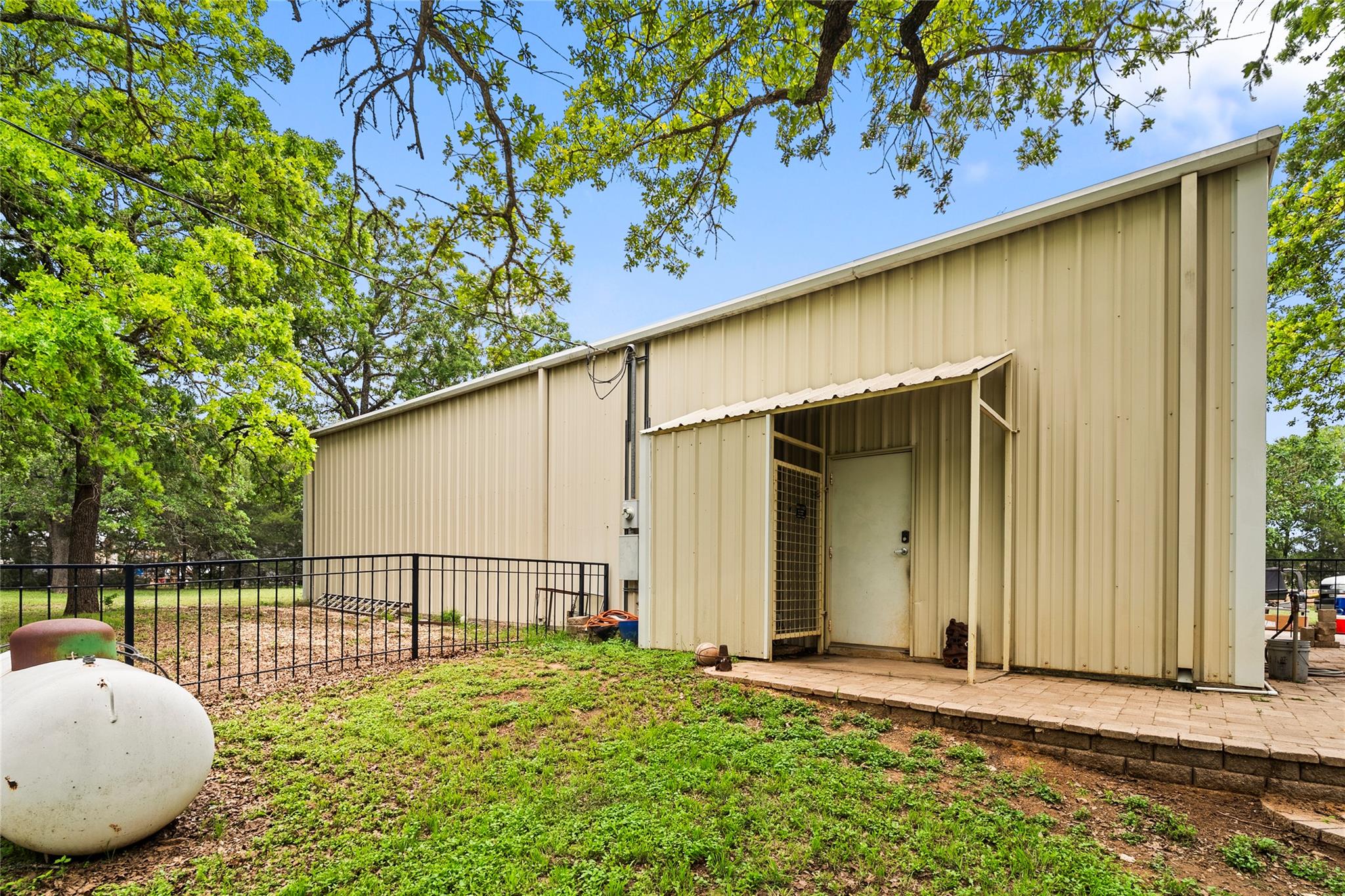 1389 Highway 290 E, Elgin, TX 78621