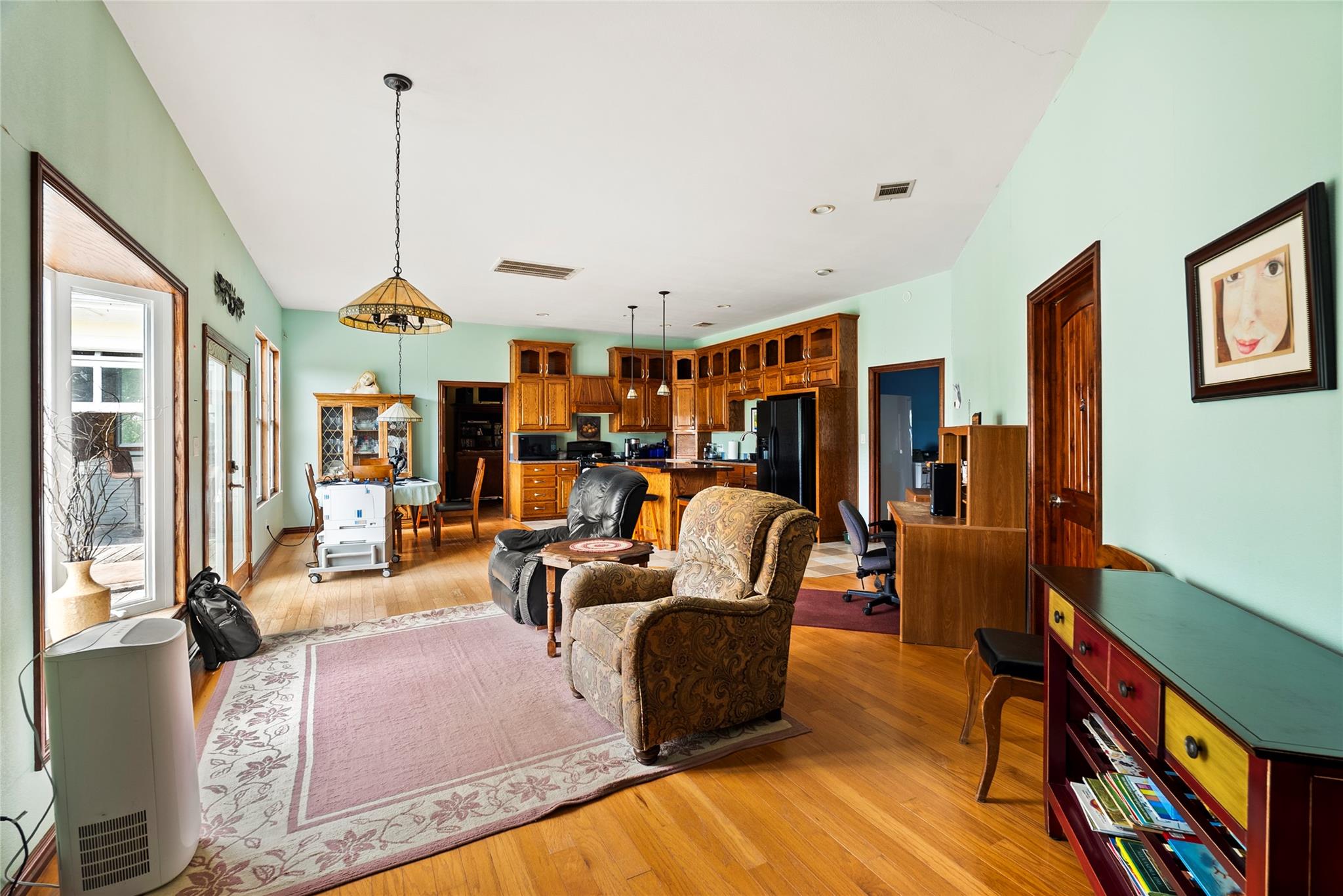 1389 Highway 290 E, Elgin, TX 78621