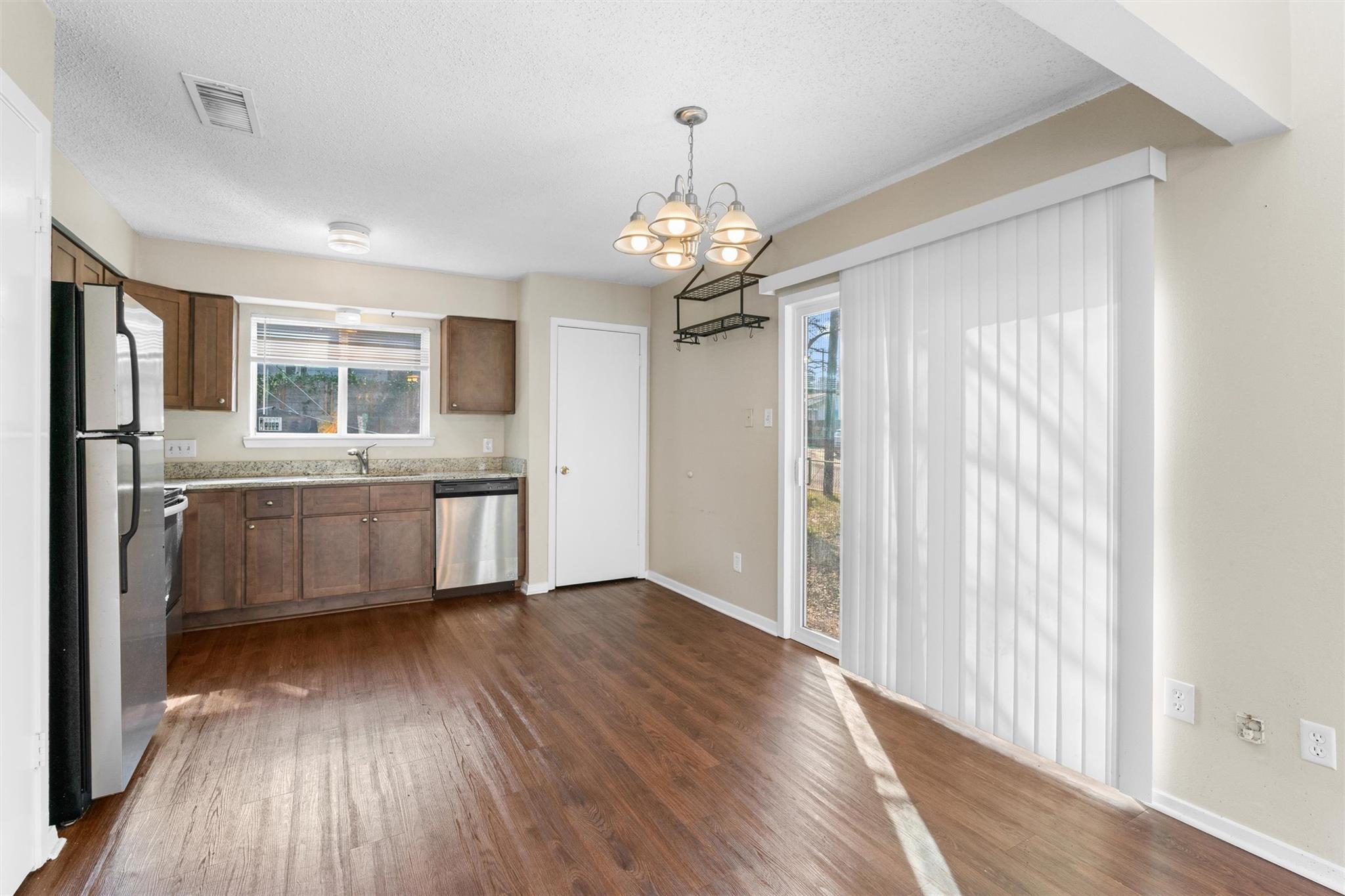 2408 La Casa Dr, Austin, TX 78704