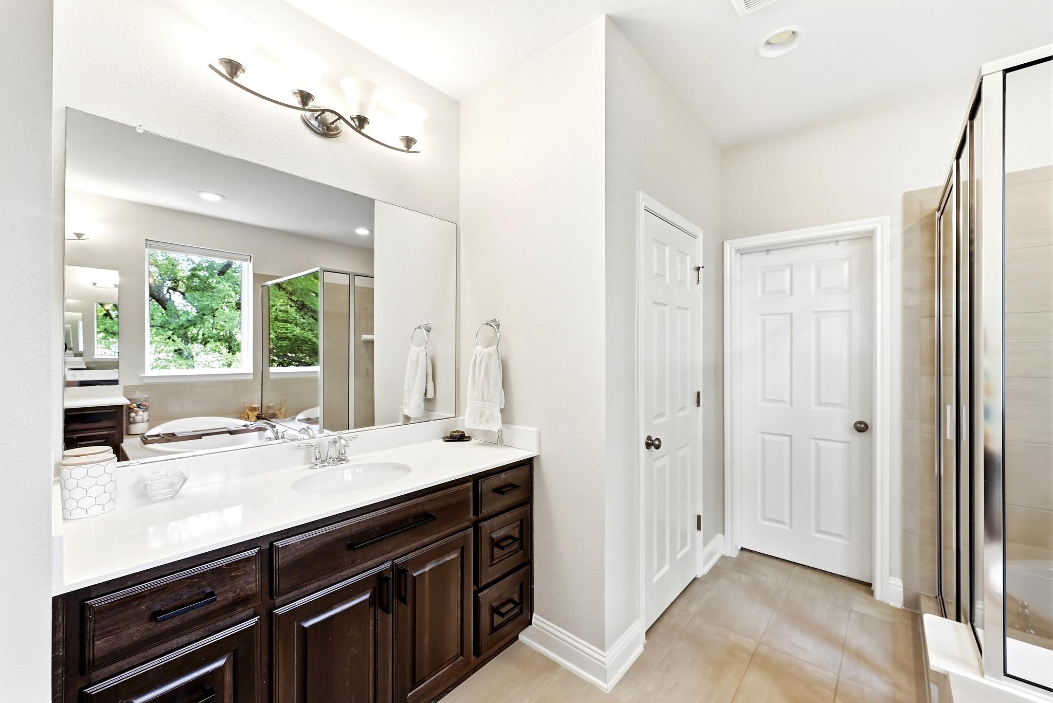 8900 Jodie Ln, Austin, TX 78748