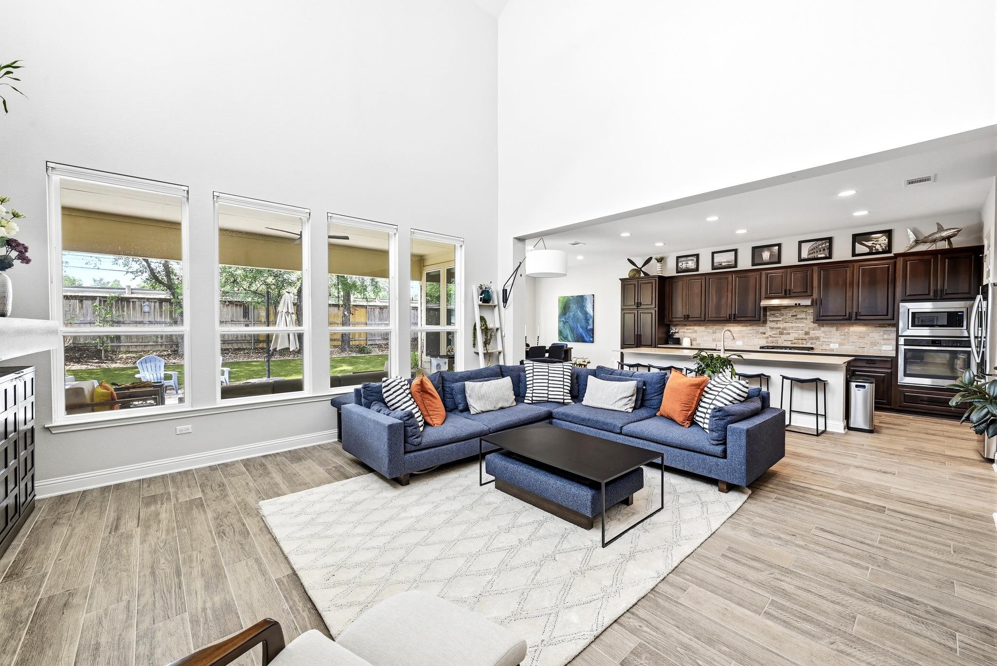 8900 Jodie Ln, Austin, TX 78748
