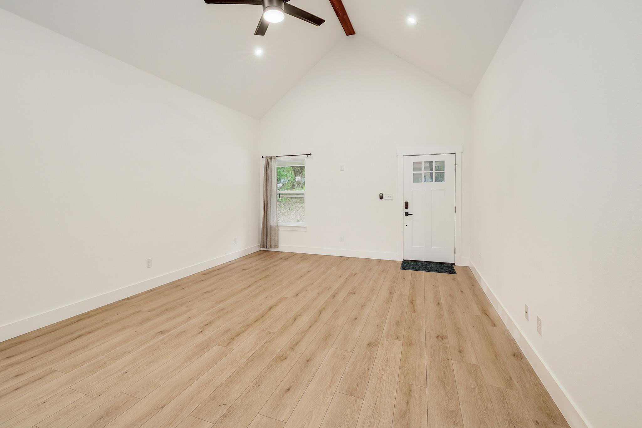 11001 4th St, Jonestown, TX 78645