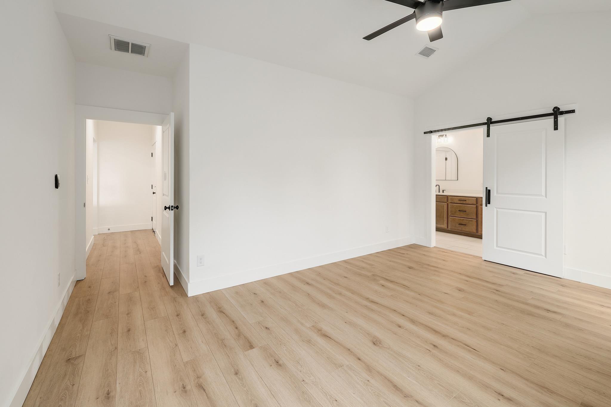 11001 4th St, Jonestown, TX 78645