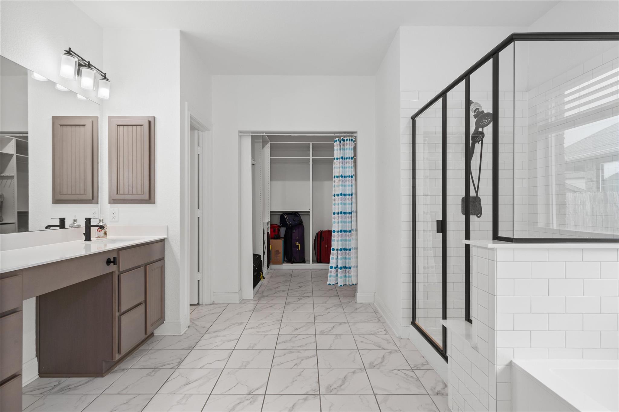 1201 Euless Ln, Leander, TX 78641