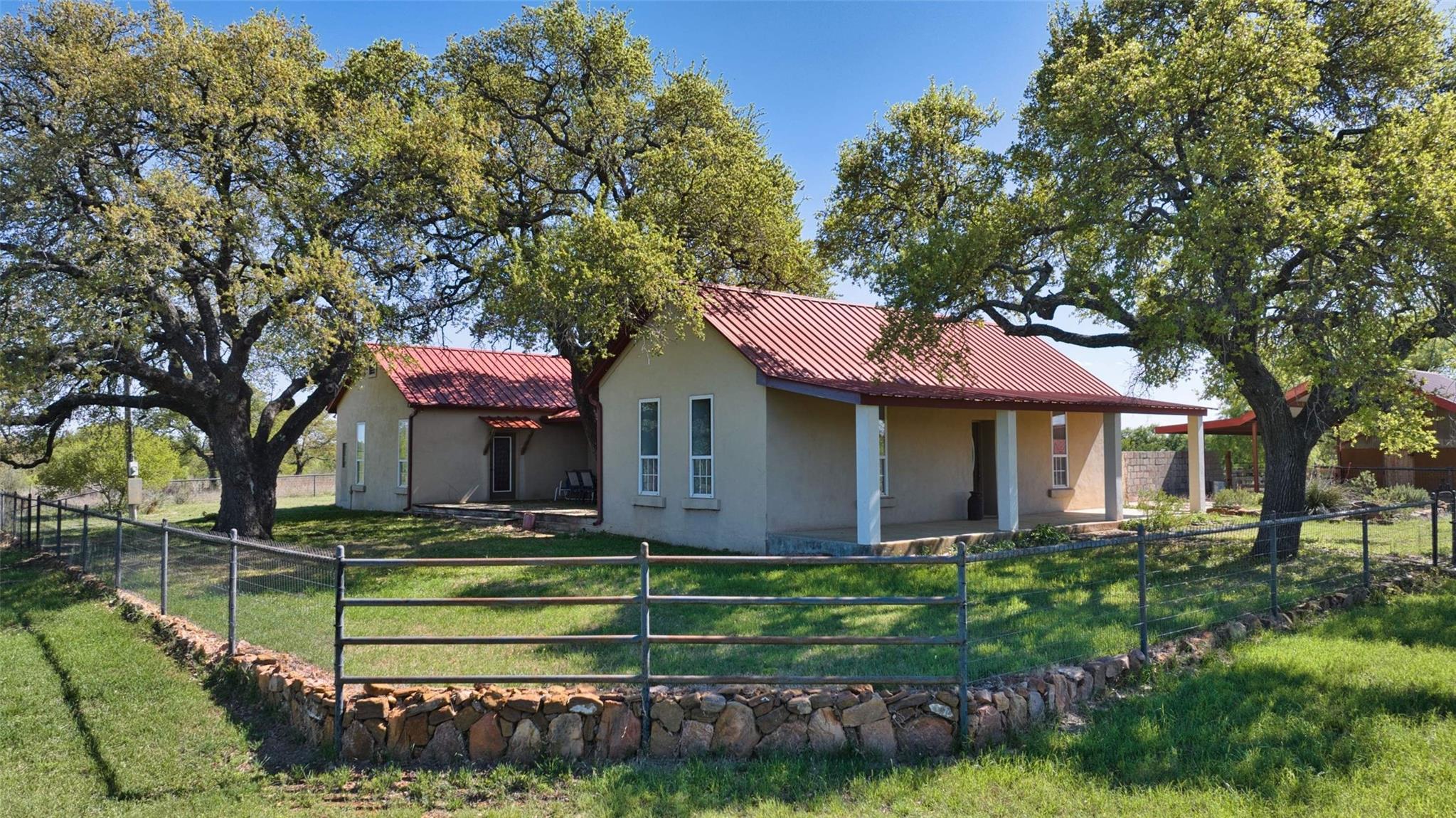 247 Cow Trail Rd, Mason, TX 76856