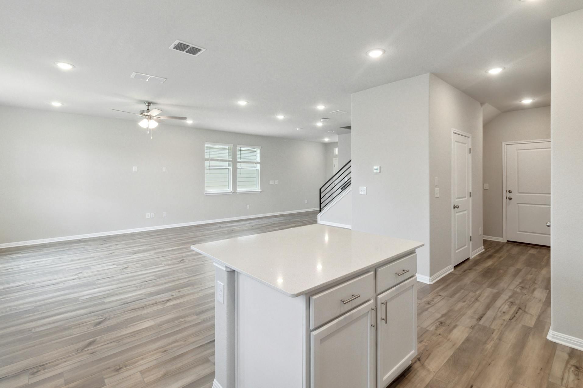 6158 Marsh Ln, Buda, TX 78610