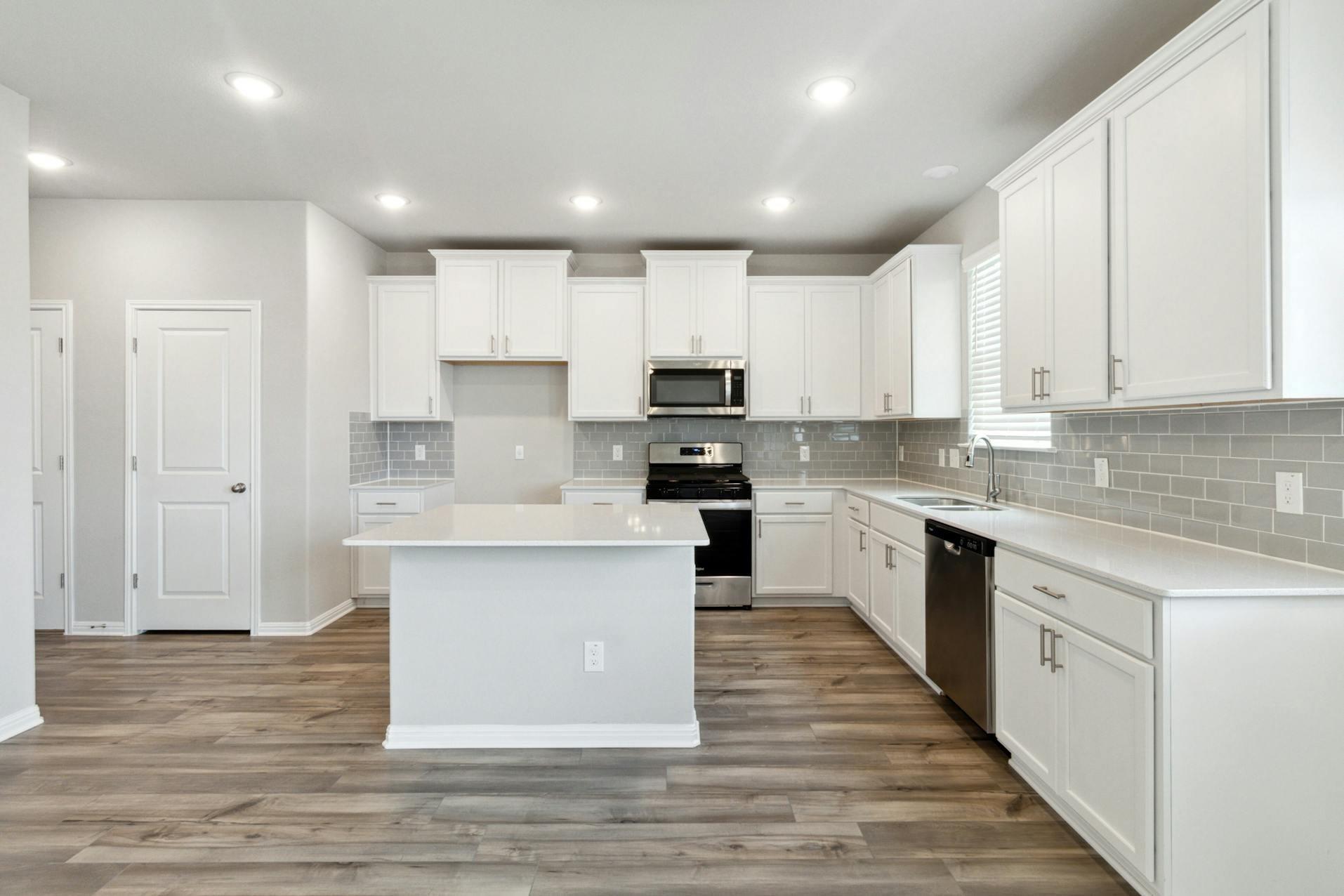 6158 Marsh Ln, Buda, TX 78610