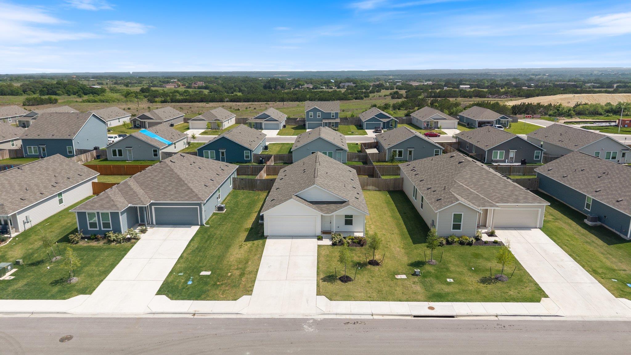 412 Heritage Groves Dr Rd, Bertram, TX 78605