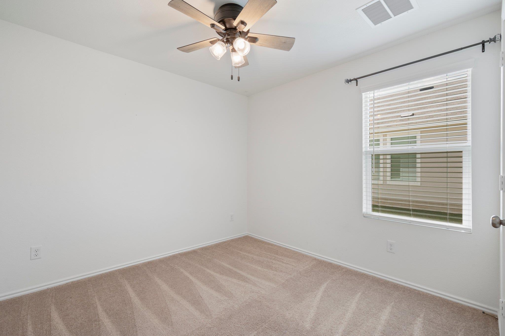 412 Heritage Groves Dr Rd, Bertram, TX 78605