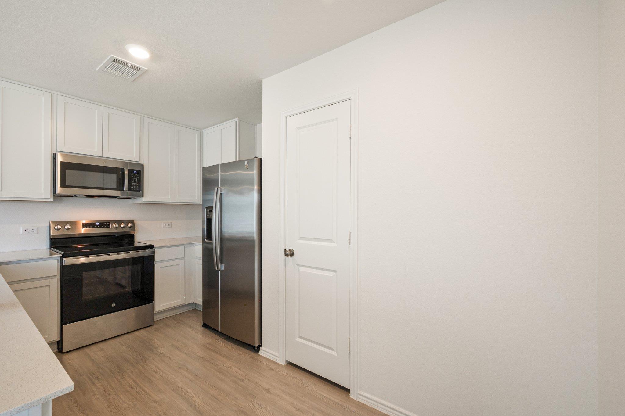 412 Heritage Groves Dr Rd, Bertram, TX 78605