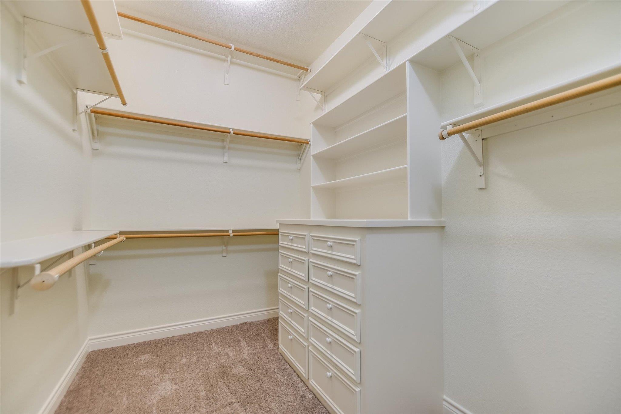 1308 Hi Circle N, Horseshoe Bay, TX 78657