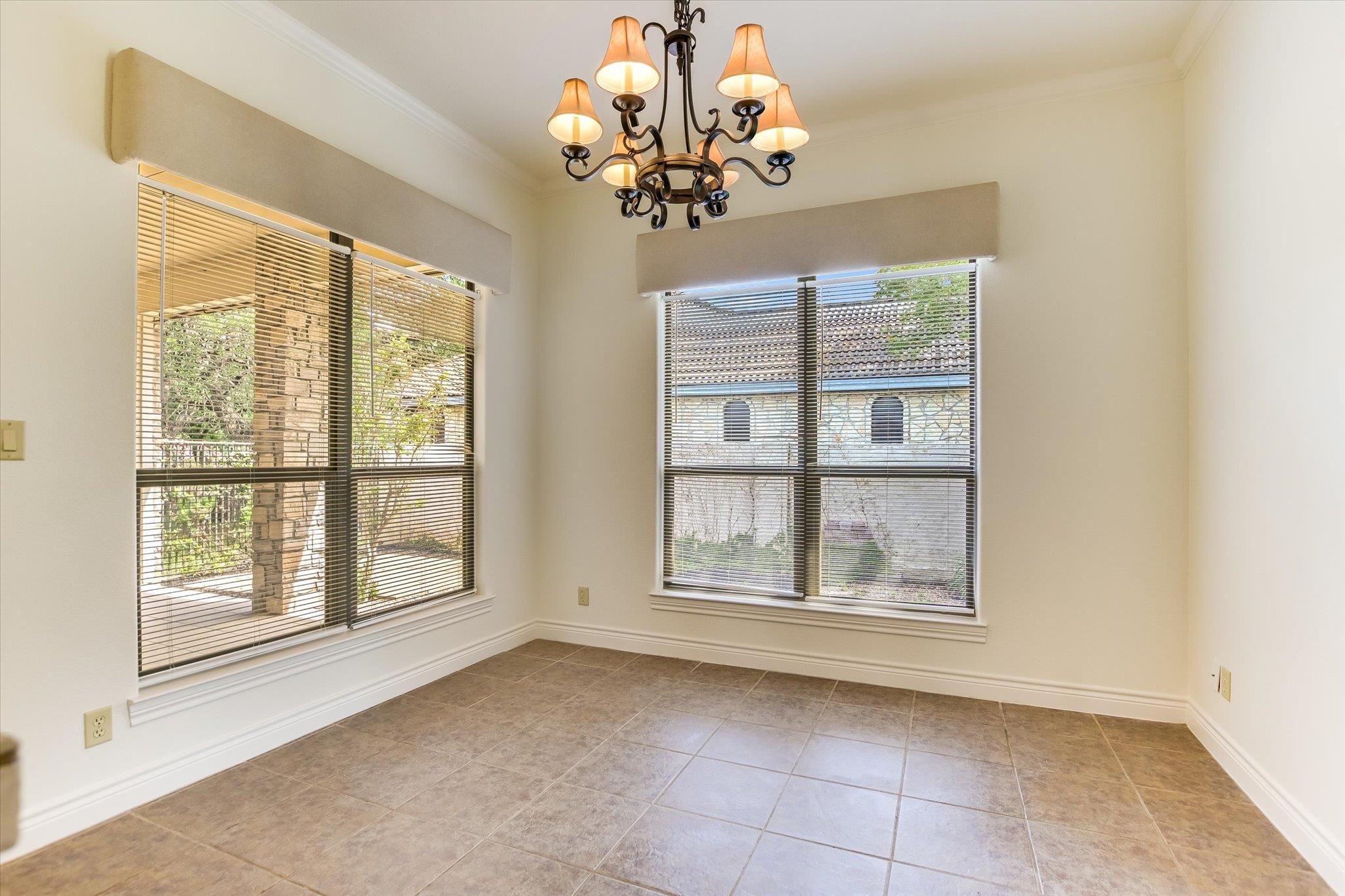 1308 Hi Circle N, Horseshoe Bay, TX 78657