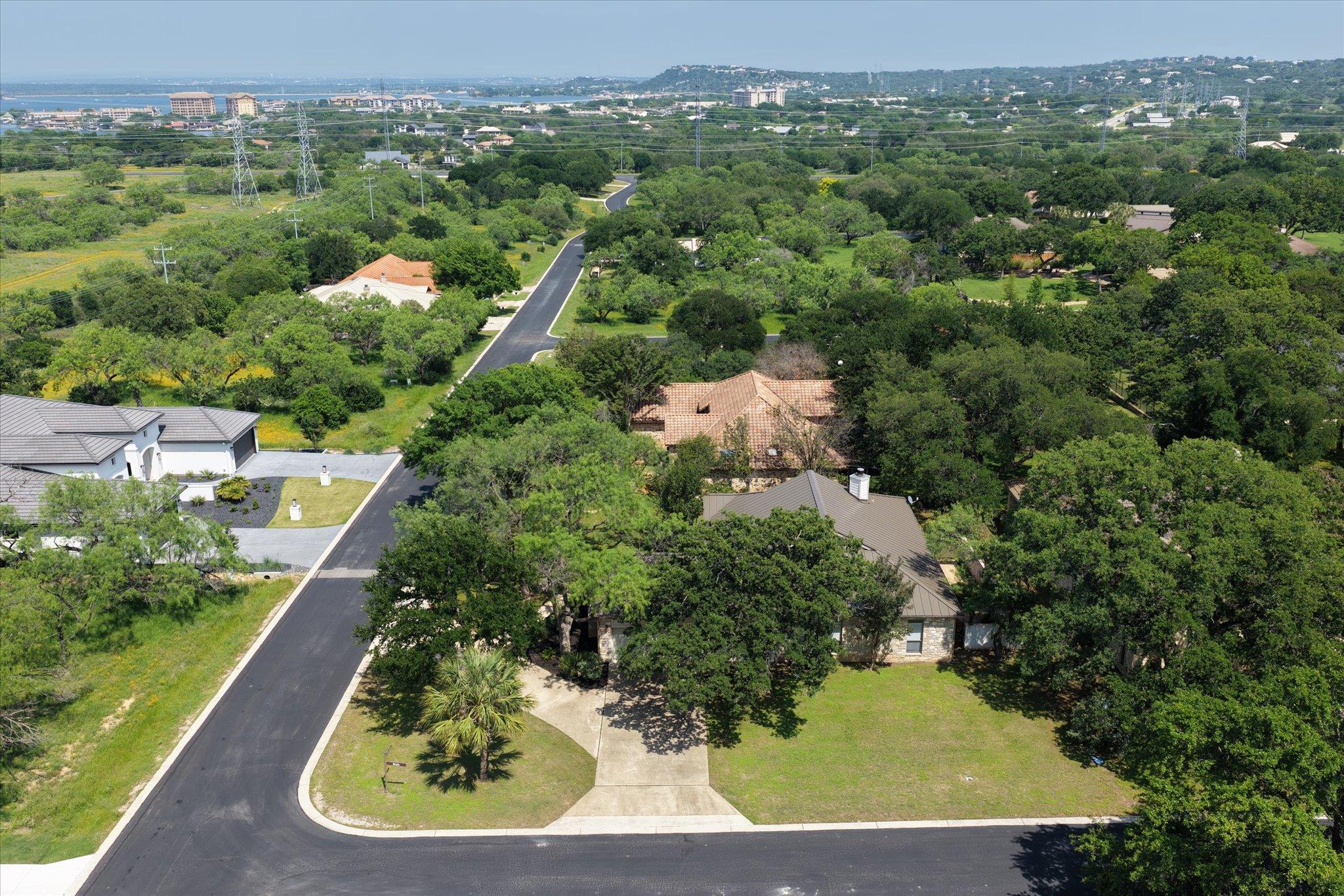 1308 Hi Circle N, Horseshoe Bay, TX 78657