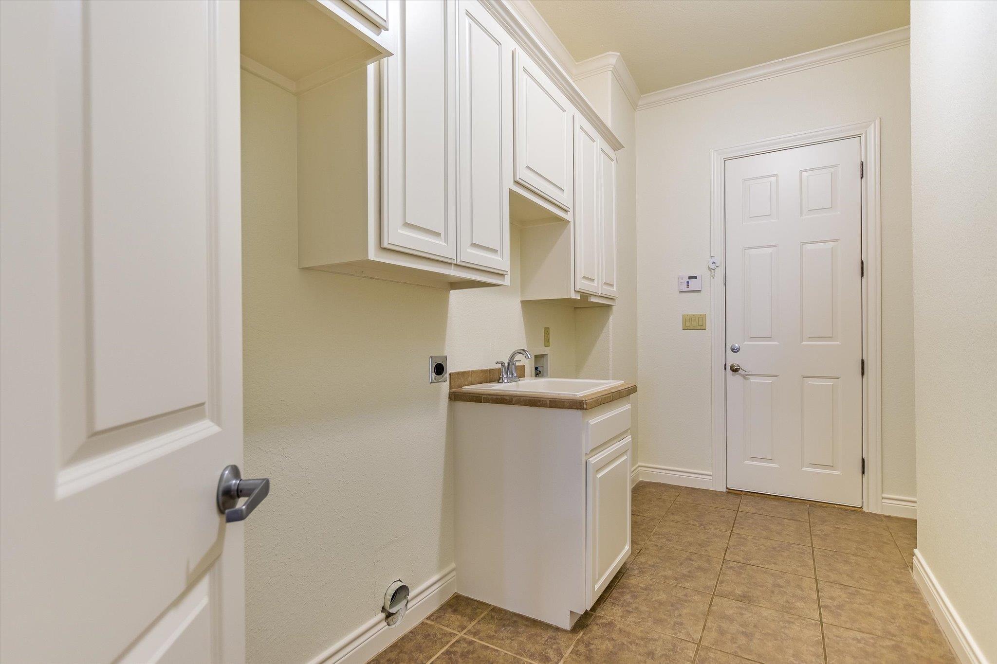 1308 Hi Circle N, Horseshoe Bay, TX 78657