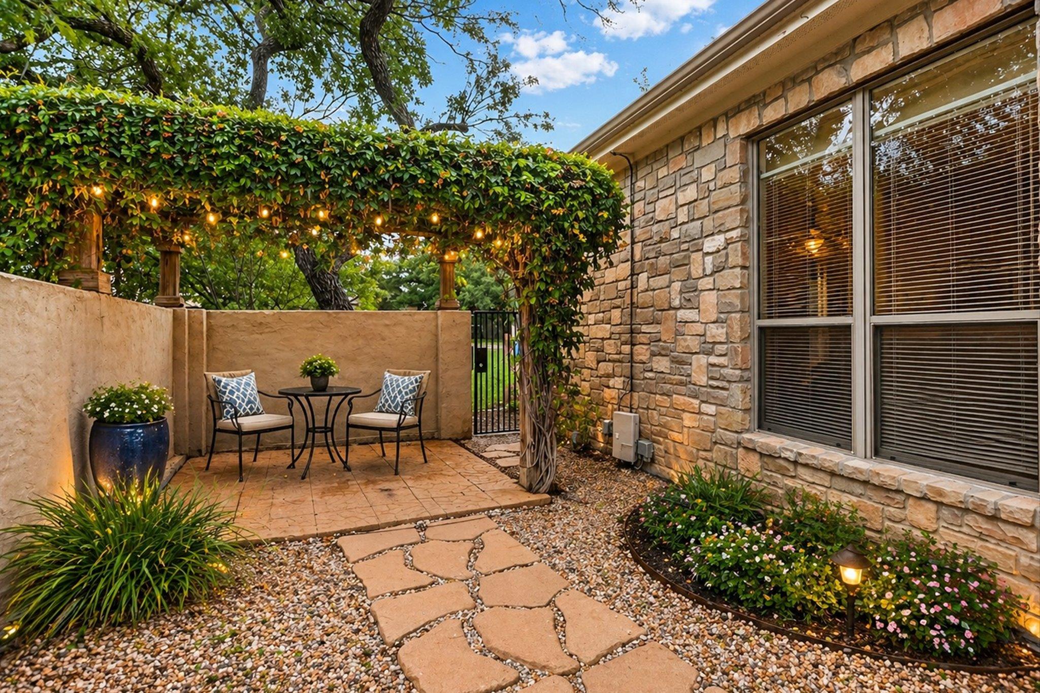 1308 Hi Circle N, Horseshoe Bay, TX 78657