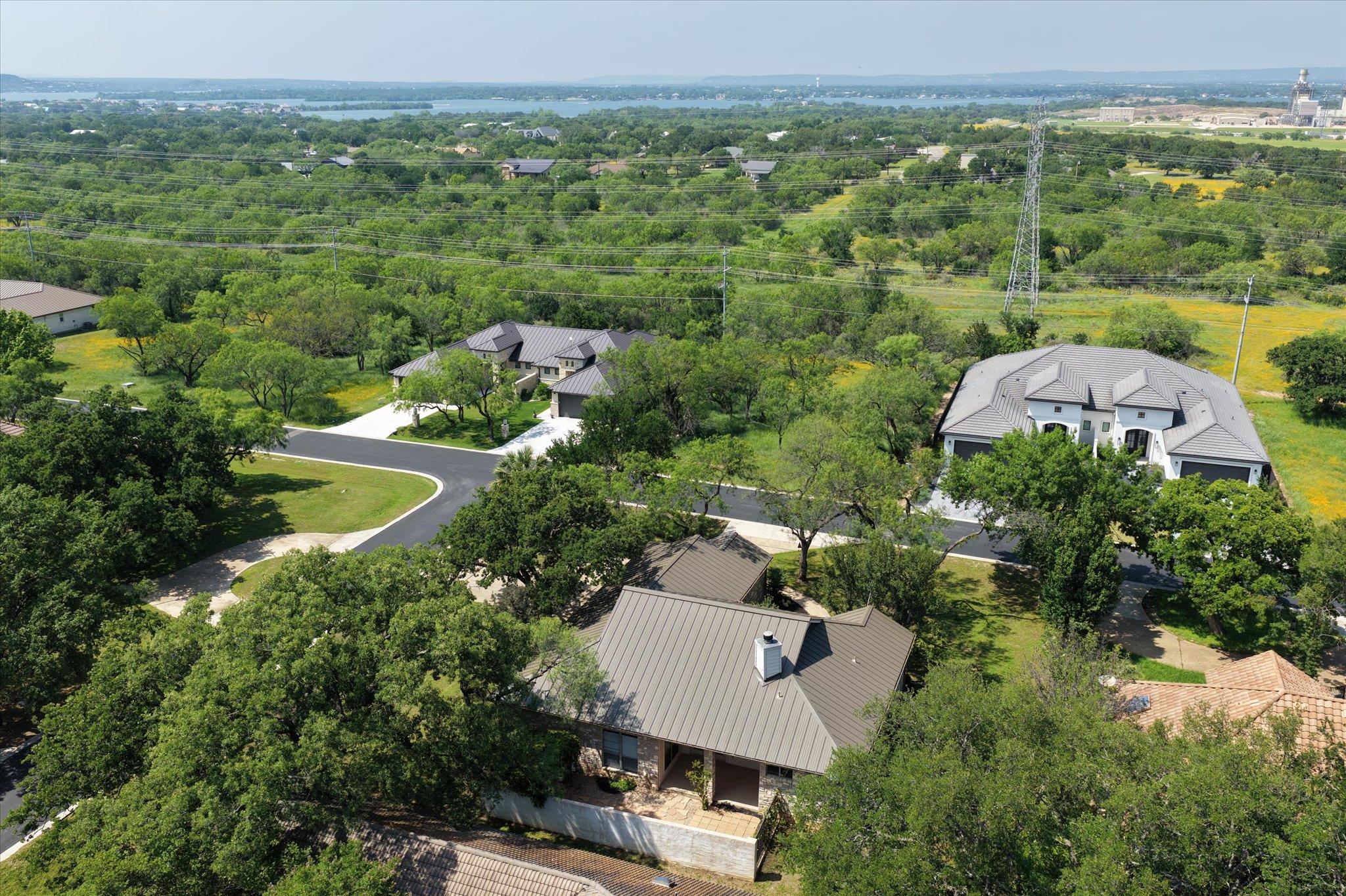 1308 Hi Circle N, Horseshoe Bay, TX 78657