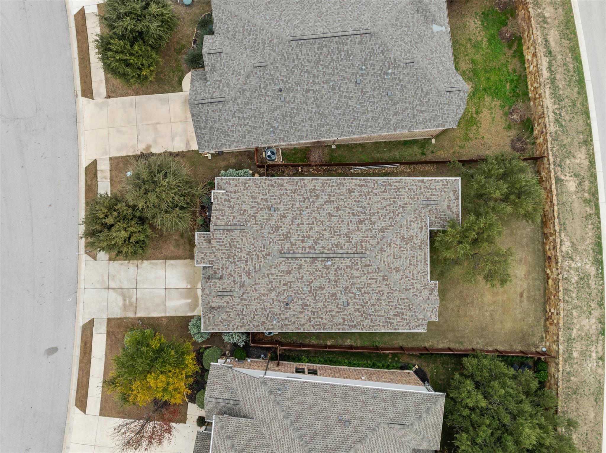 8113 Cannon Ct, Lago Vista, TX 78645