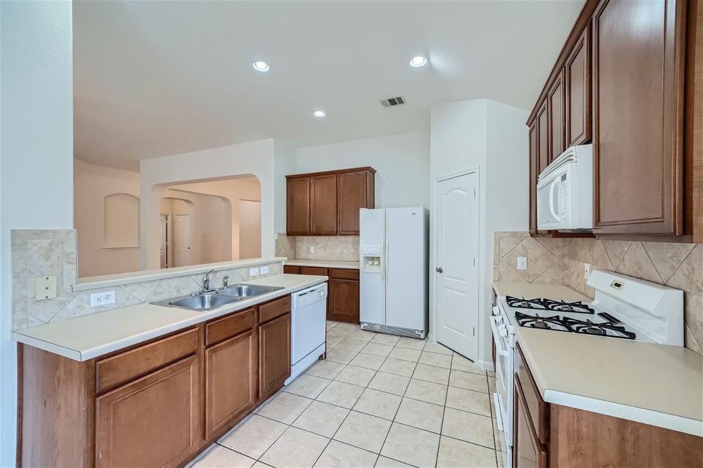 1508 Augusta Bend Dr, Hutto, TX 78634