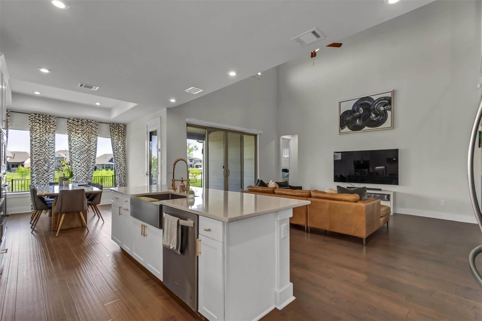 209 Azalea Springs Rd, Liberty Hill, TX 78642