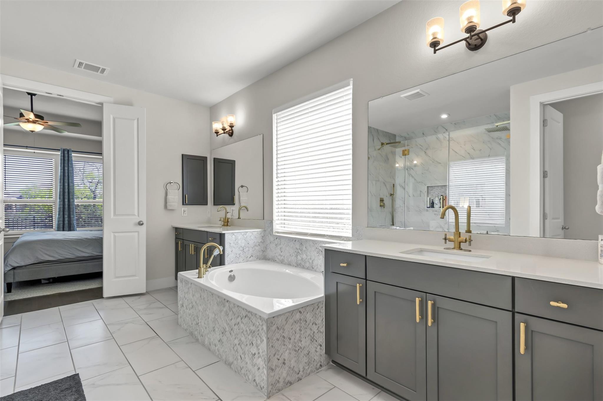 209 Azalea Springs Rd, Liberty Hill, TX 78642