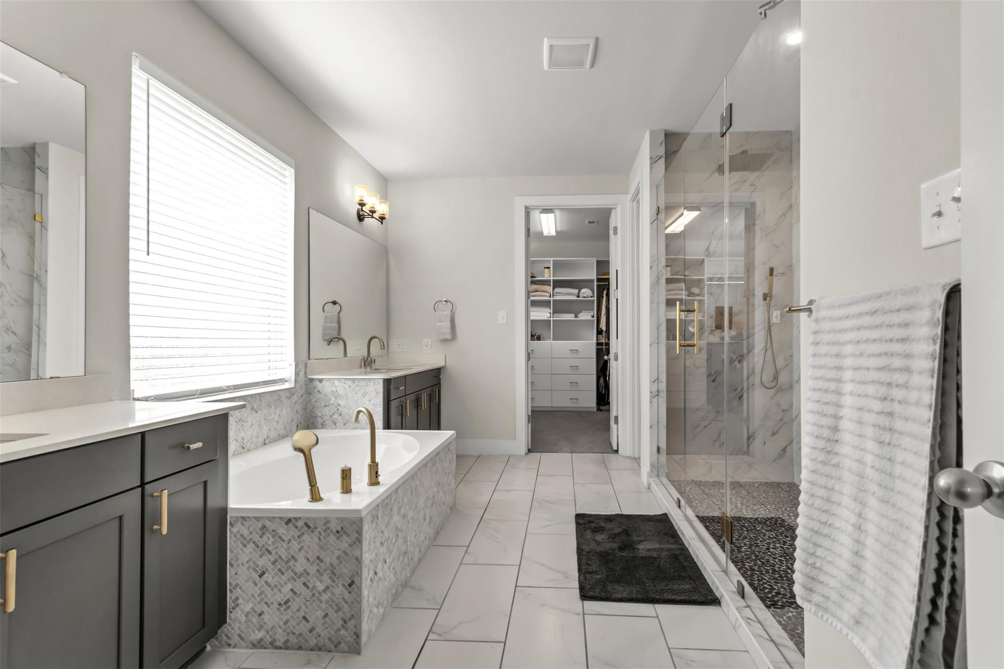 209 Azalea Springs Rd, Liberty Hill, TX 78642