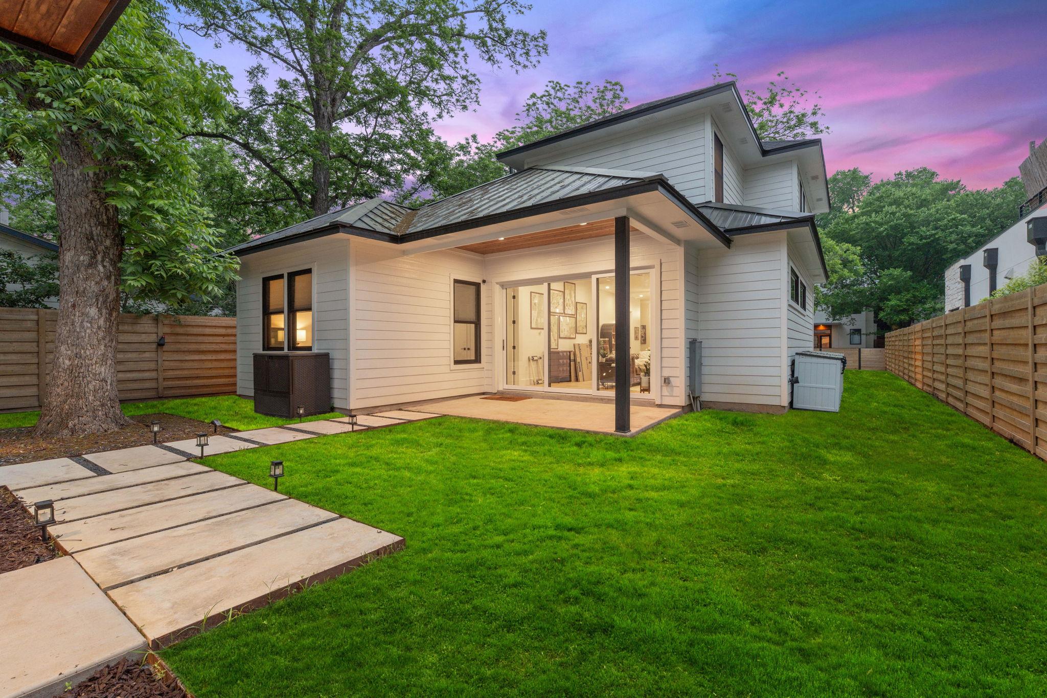 2004 Riverview St, Austin, TX 78702