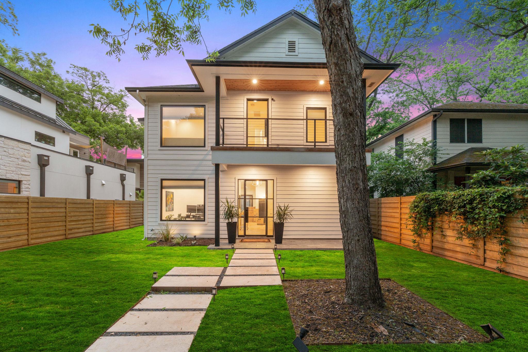 2004 Riverview St, Austin, TX 78702